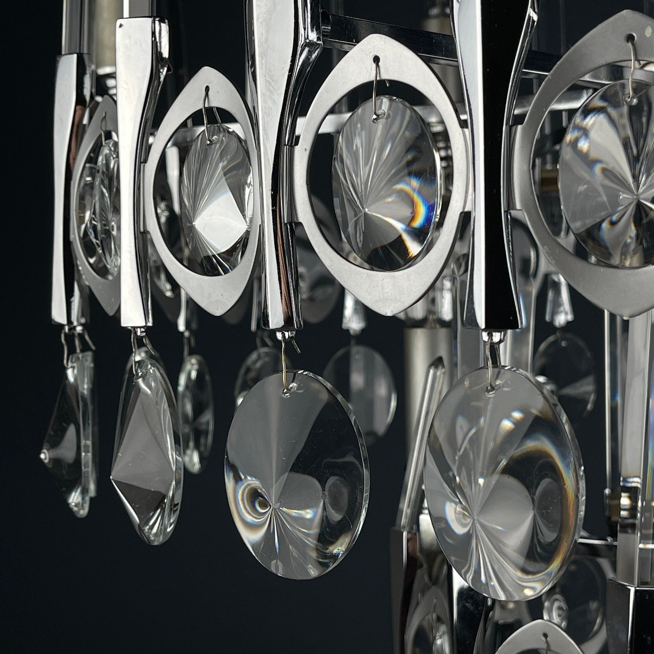 Gaetano Sciolari Chandelier: Mid-Century Modern Italian Crystal Glass, 1970s