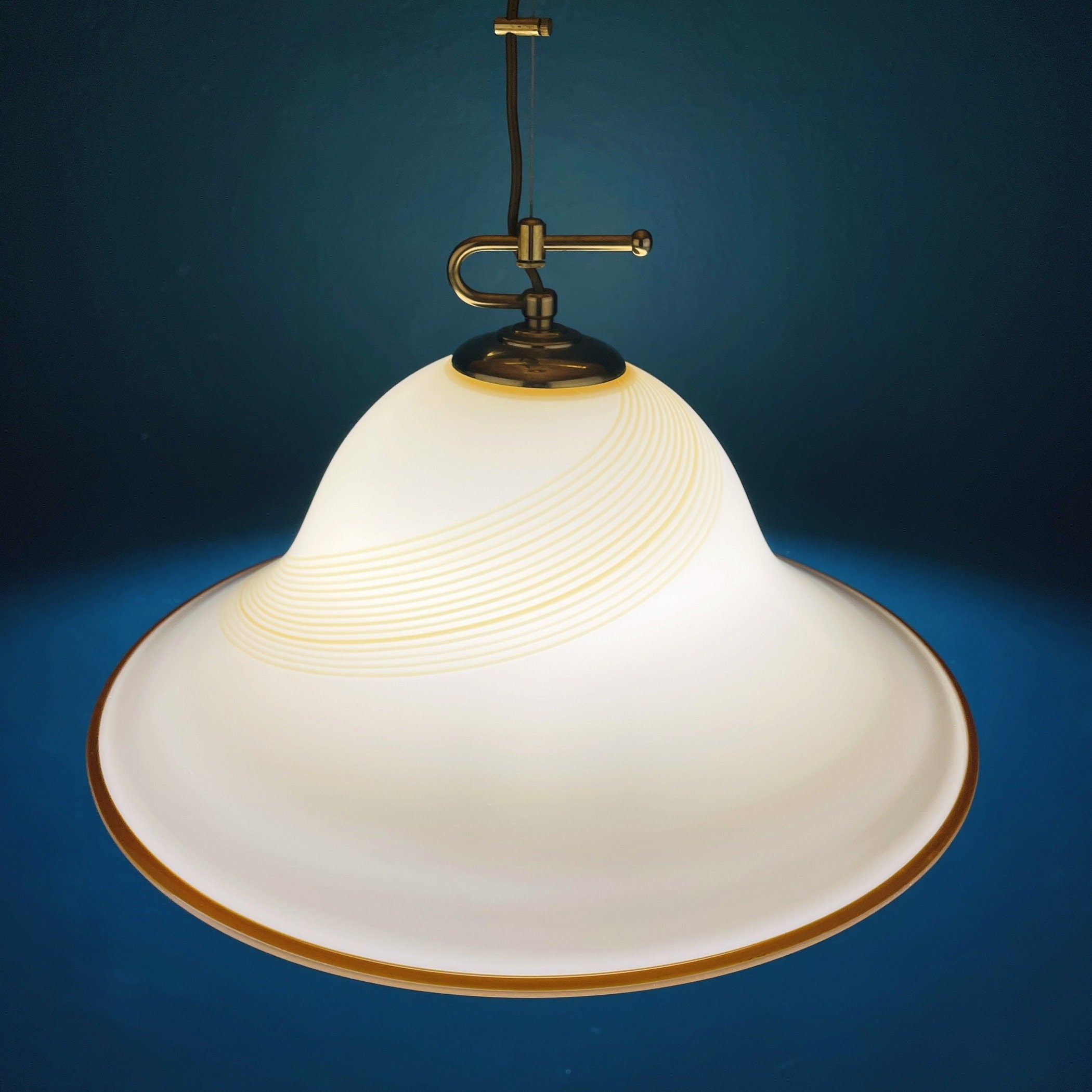 Vintage De Majo Murano Glass Pendant Lamp: Beige Mid-Century Lighting