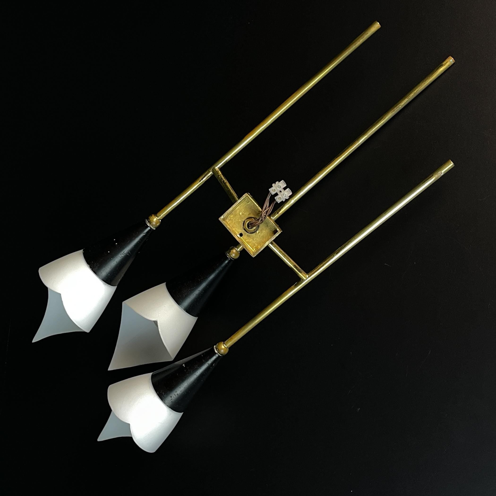 Vintage wall lamp by Stilnovo, Italy, 1950s