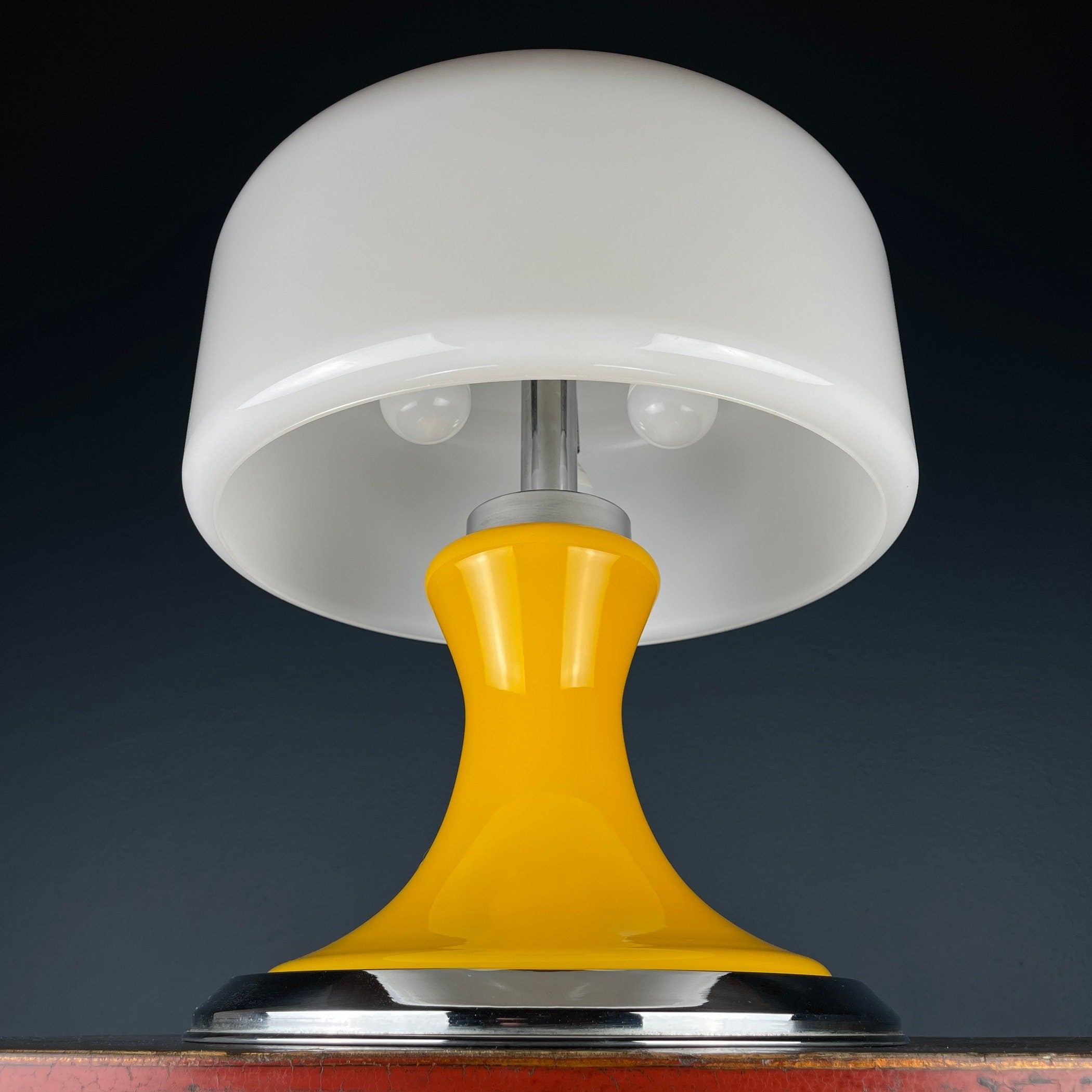 Vintage Mid-Century Modern Table Lamp, Italy 1970s, Space Age, Yellow