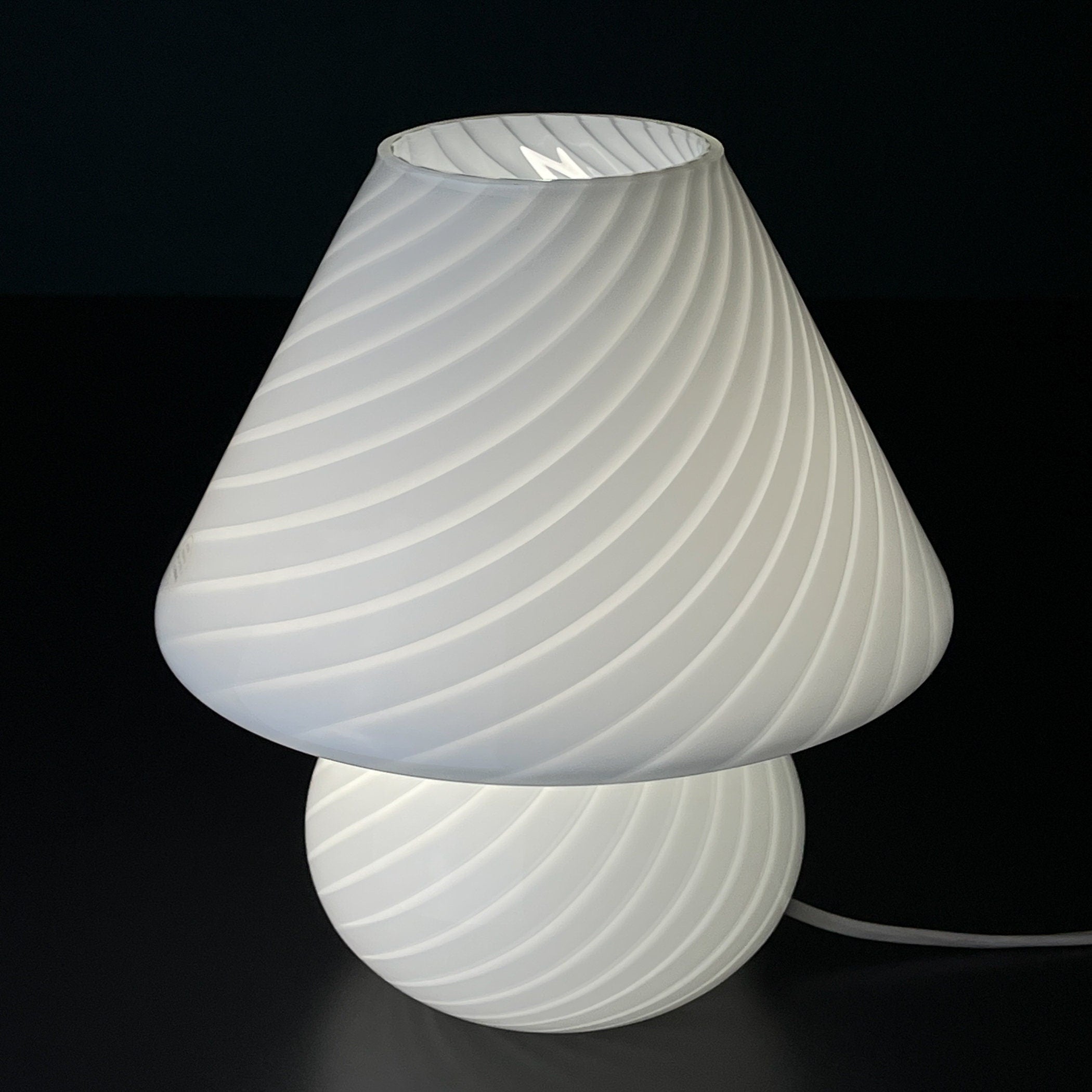 Original vintage swirl murano glass table lamp Mushroom, Italy 1970s, White