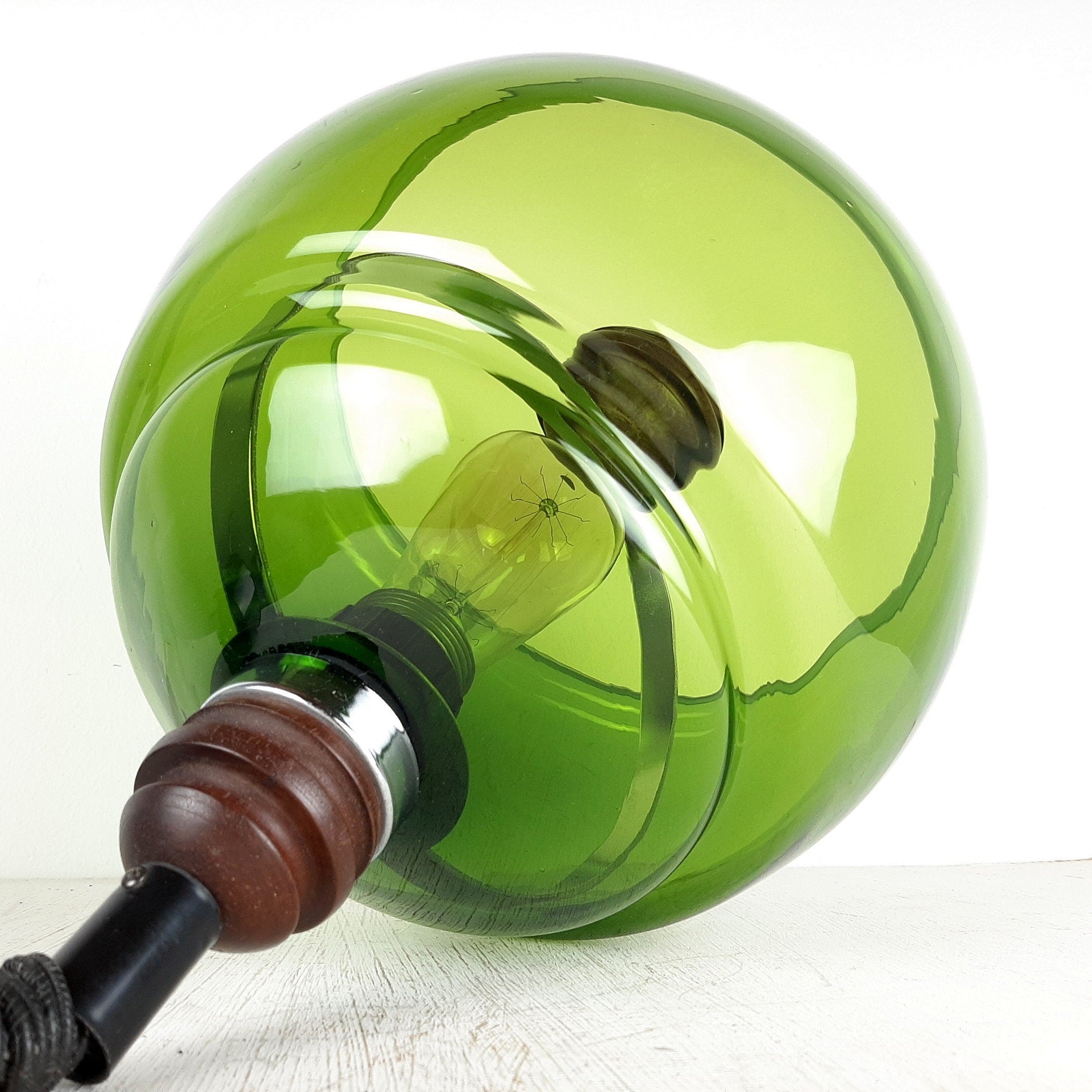 Vintage Green Glass Pendant Lamp: Mid-Century Modern Sijaj Hrastnik, Yugoslavia 1960s