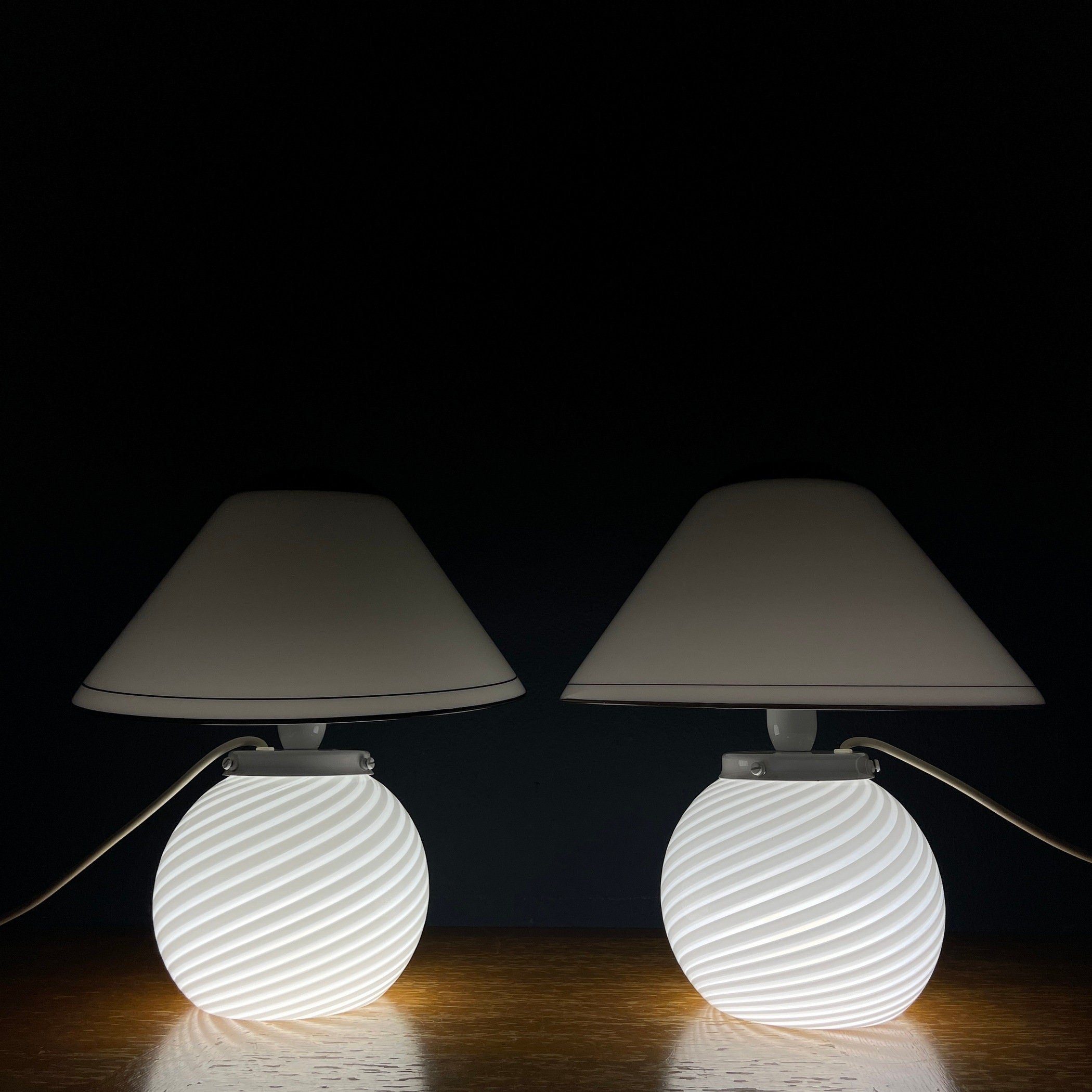 Murano Mushroom Table Lamps: Italian Modern Retro Decor, 1970s, Set of 2