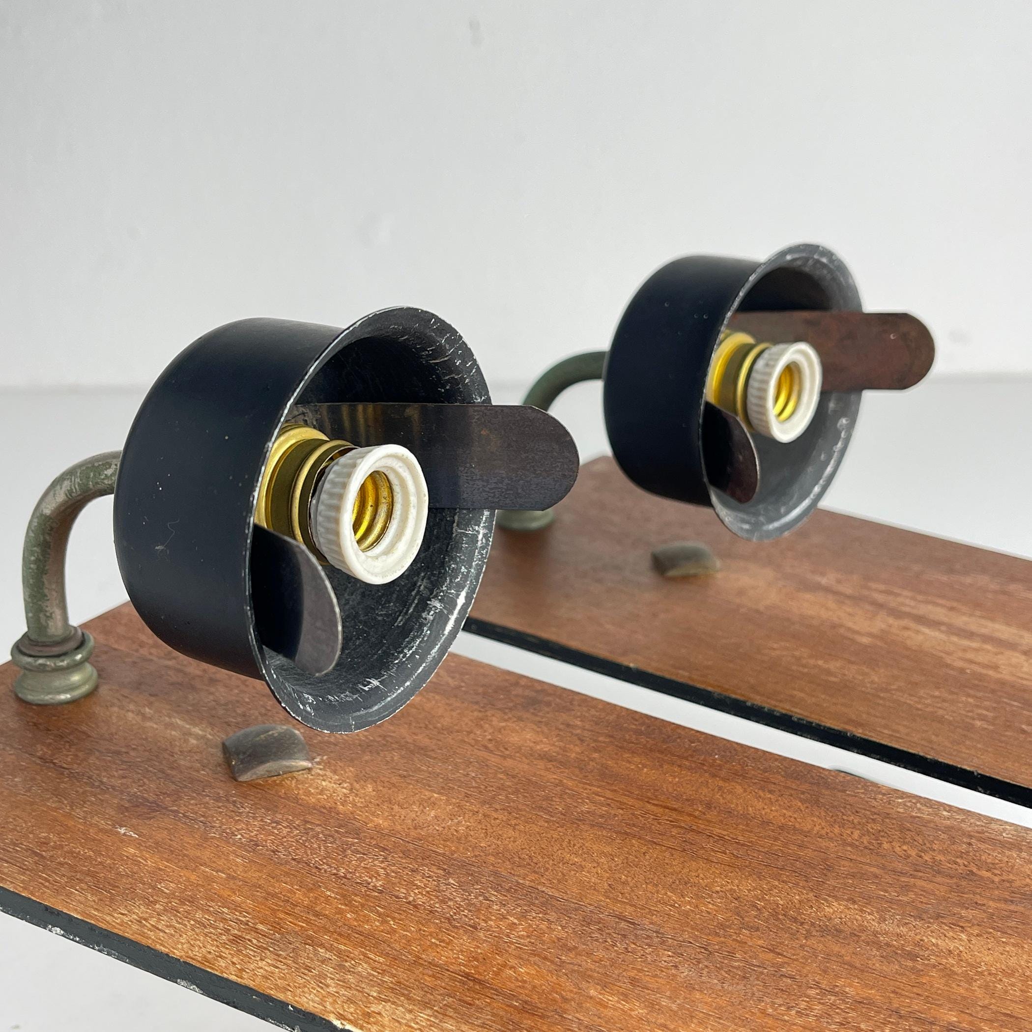 Stilnovo Wall Lamps: Mid-Century Modern Italian Sconces, 1950s, Set of 2