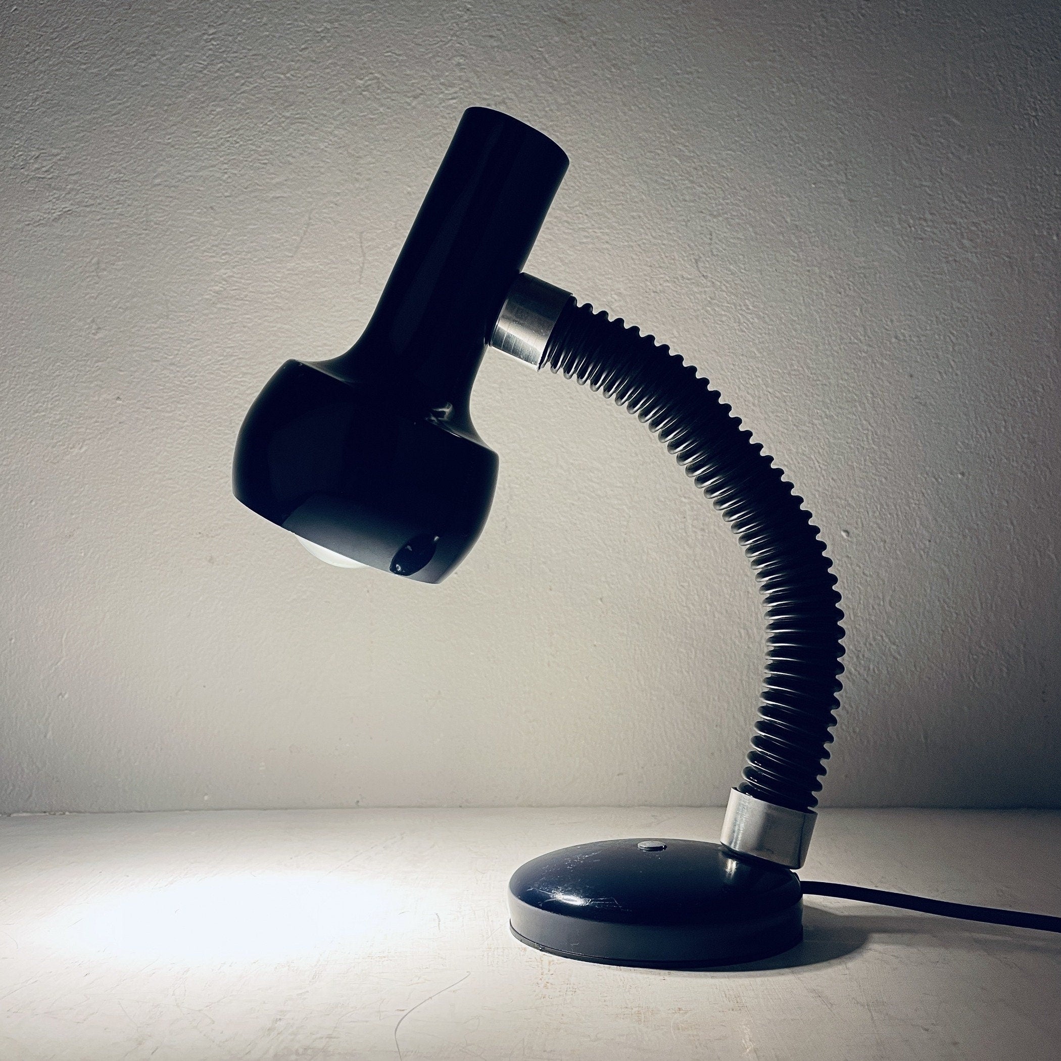 Mid-century goose blue desk lamp Italy 1970s metal retro table lamp