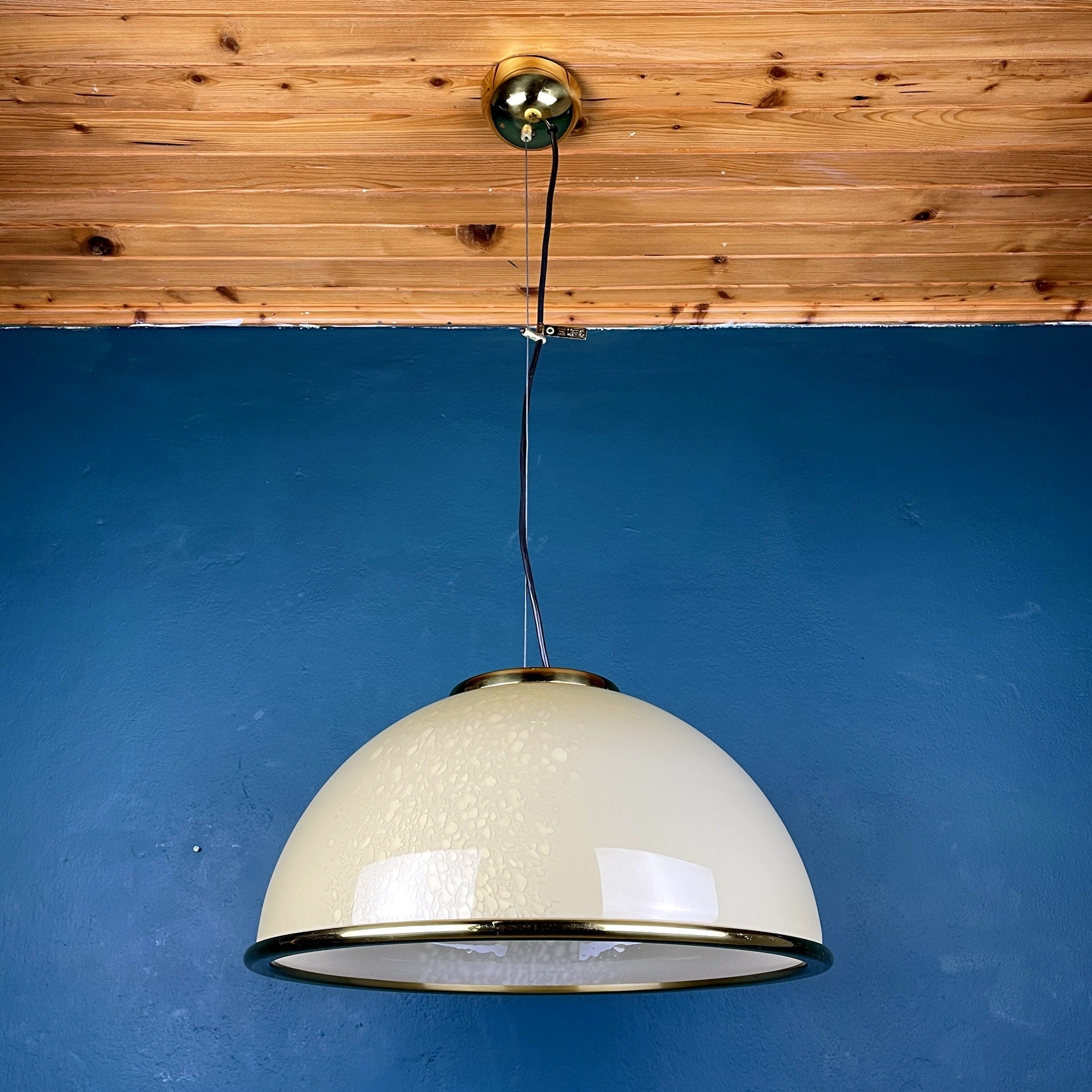 Vintage F.Fabbian Murano Glass Pendant Lamp: Beige Mid-Century Lighting
