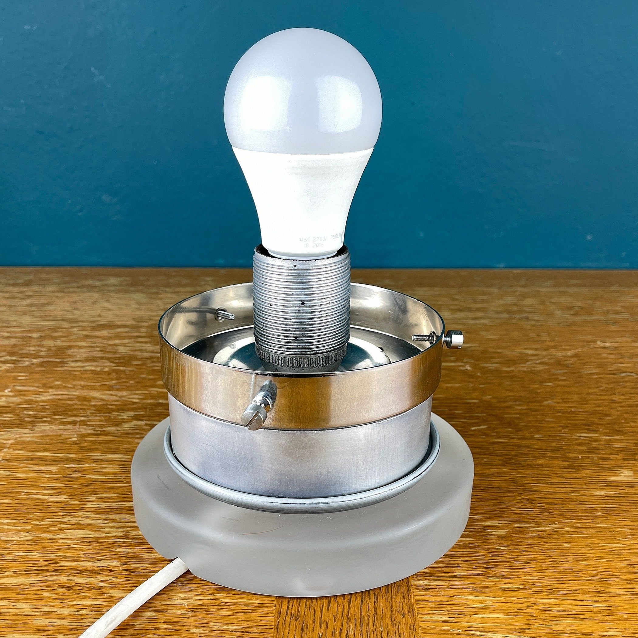 Vintage White Opaline Glass Table Lamp: Italian Mid-Century Modern Lighting