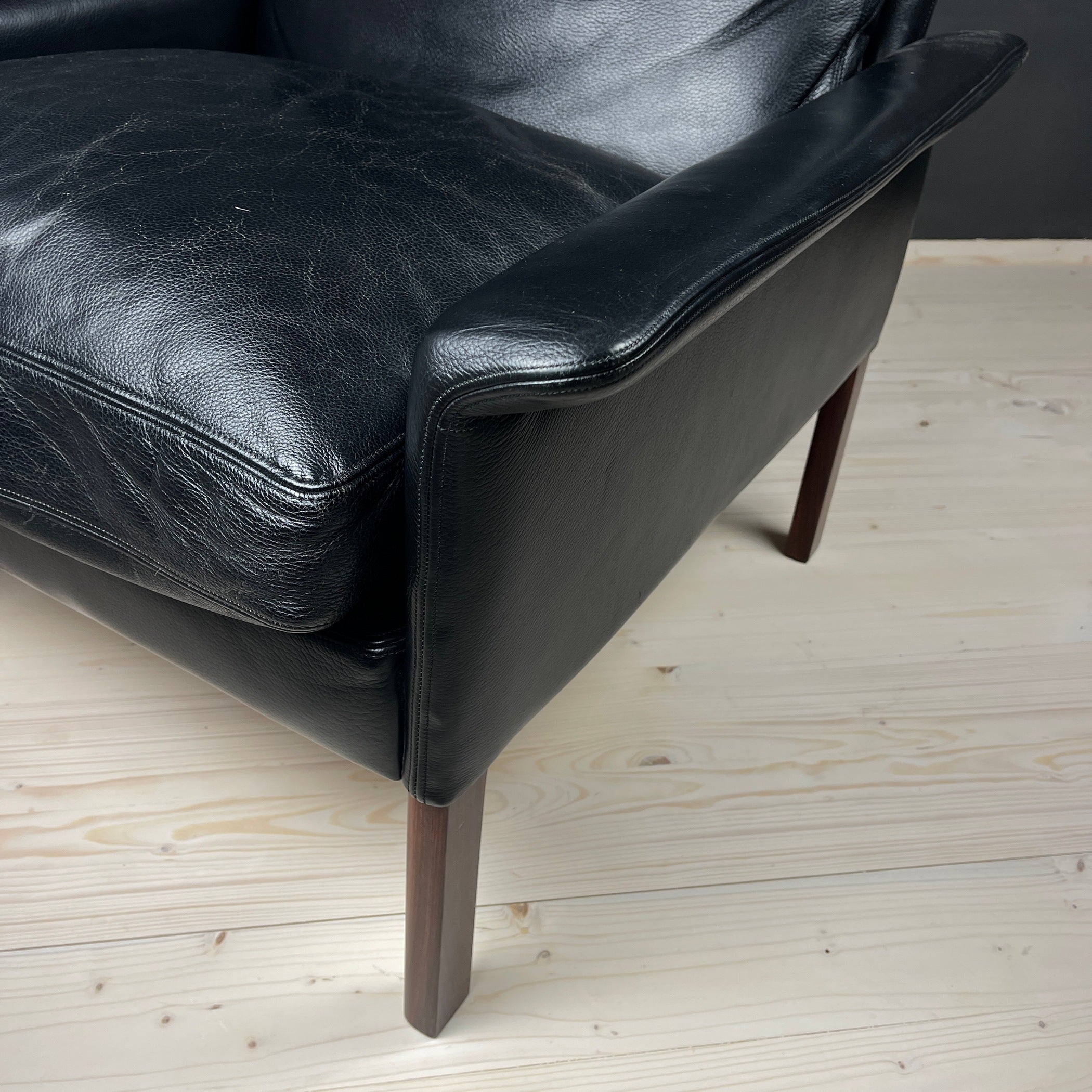 Set of Lounge Chair & Ottoman Mod. 500 attributed to Hans Olsen for Vatne Møbler, Denmark, 1960s