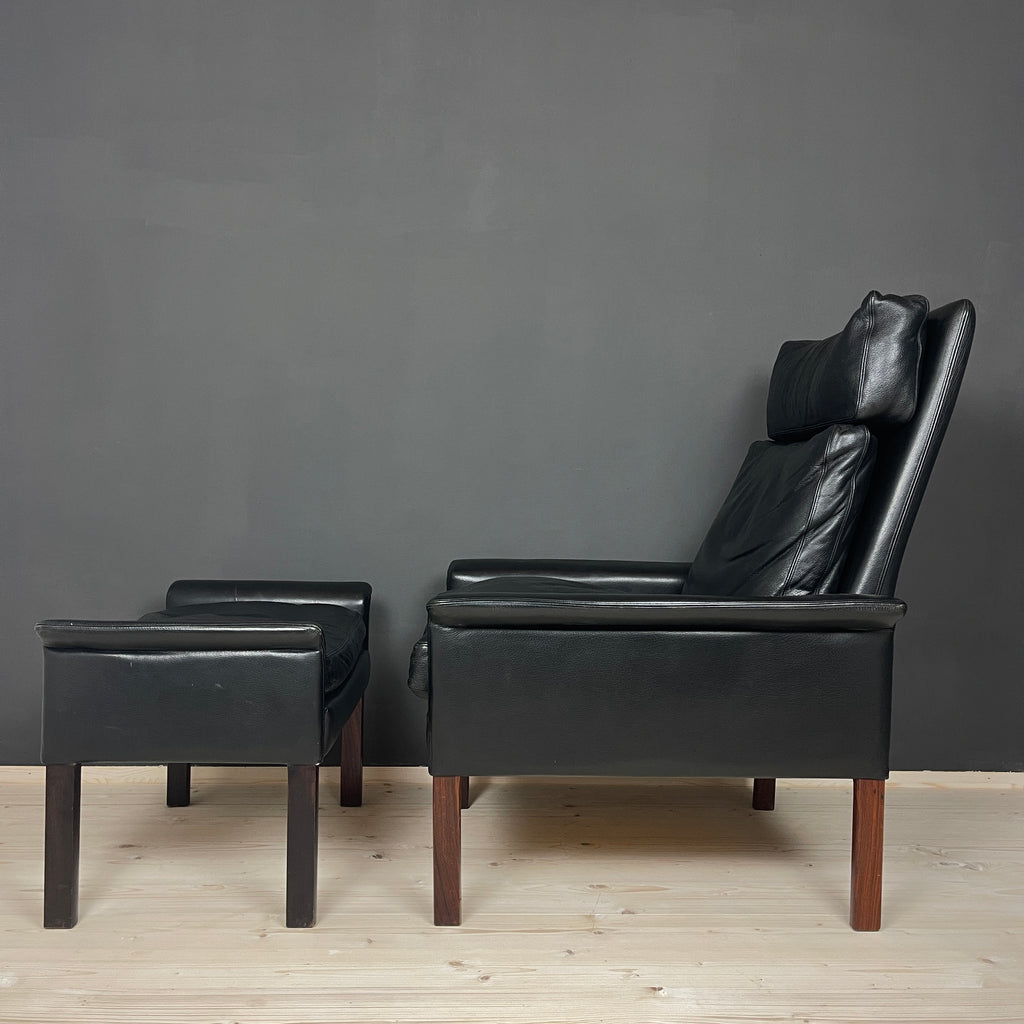 Set of Lounge Chair & Ottoman Mod. 500 attributed to Hans Olsen for Vatne Møbler, Denmark, 1960s