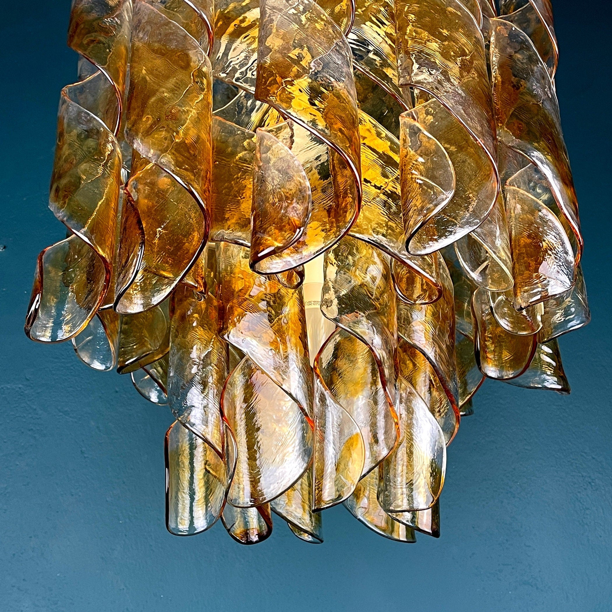 AV Mazzega 'Torciglioni' Vintage Murano Glass Chandelier - 1970s Mid-century Italian Lighting Masterpiece