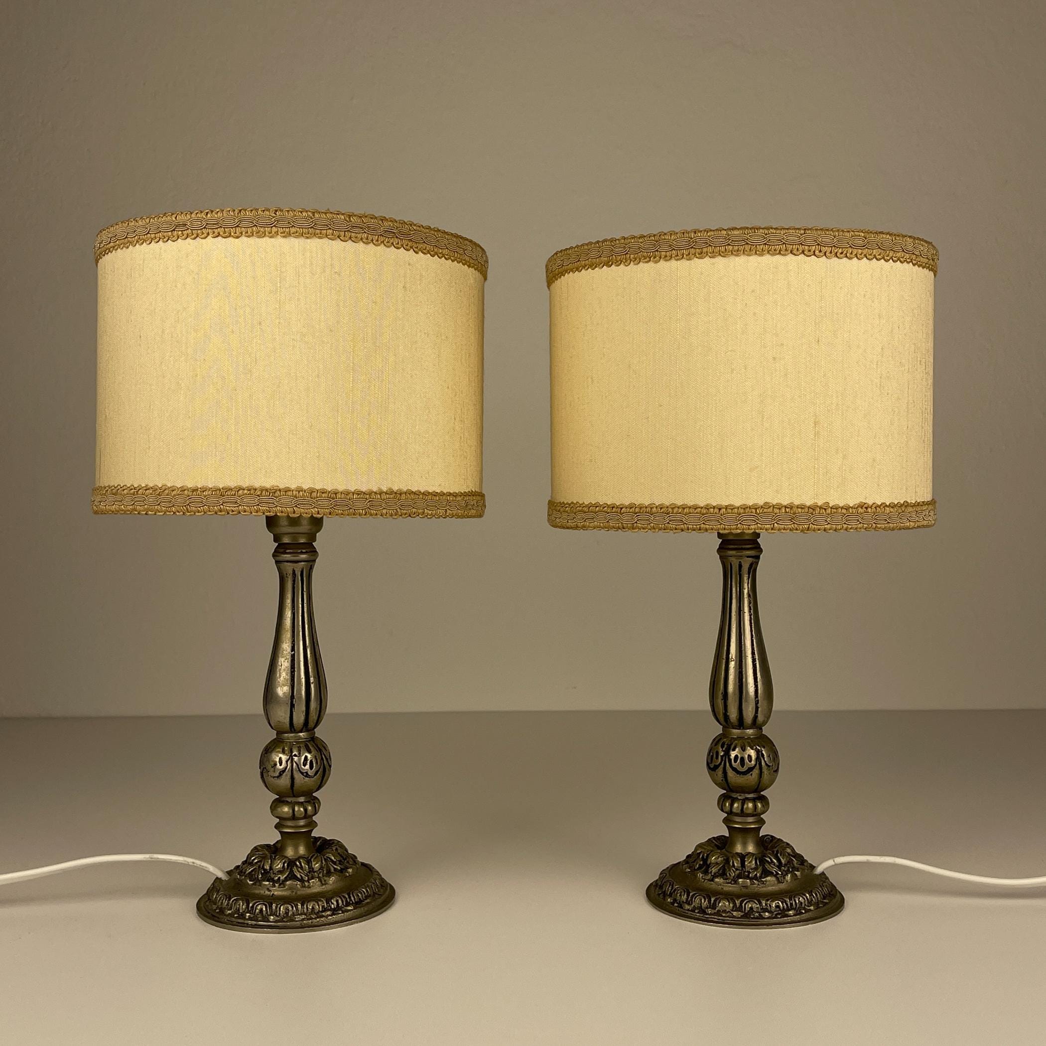 Vintage metal table lamp, Italy 1960s, Set of 2, Vintage home decor