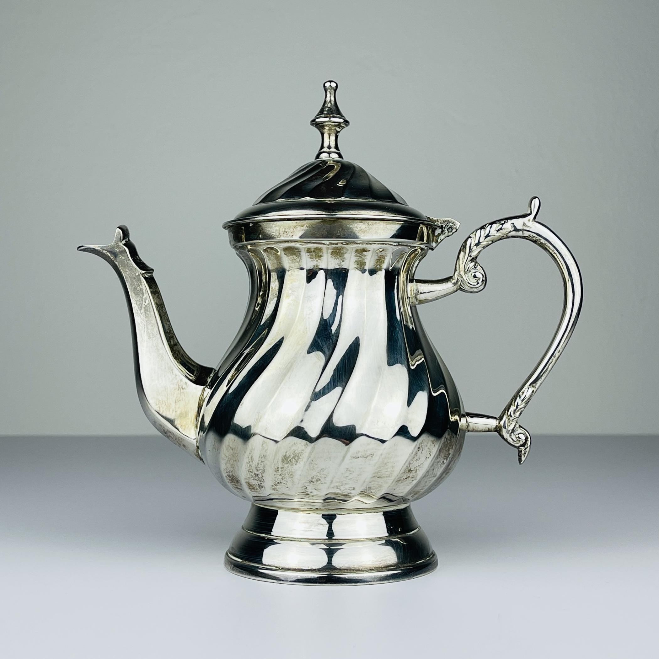 Vintage silver plated teapot by Royal Sheffield, England, 1950s, Vintage home decor