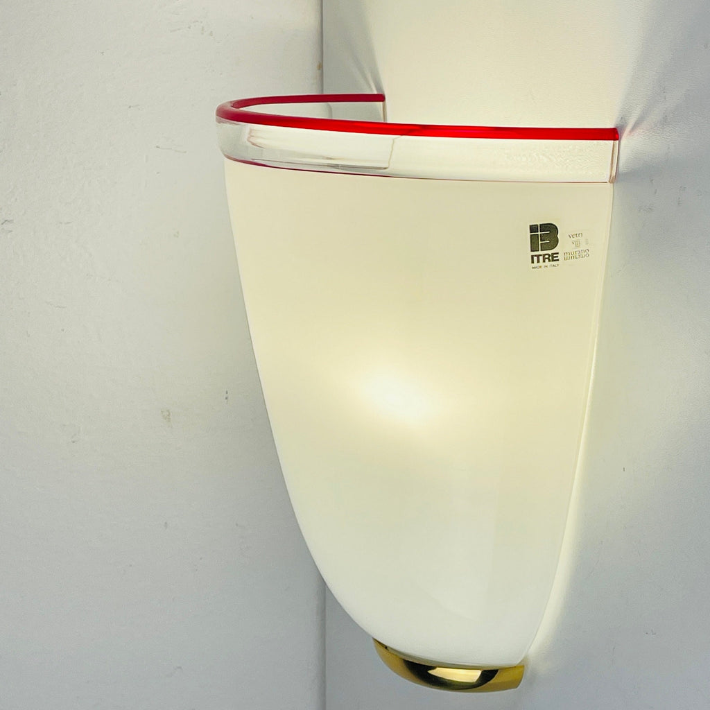 Vintage white and red murano wall lamp by ITRE, Italy 1980s MCM murano sconce