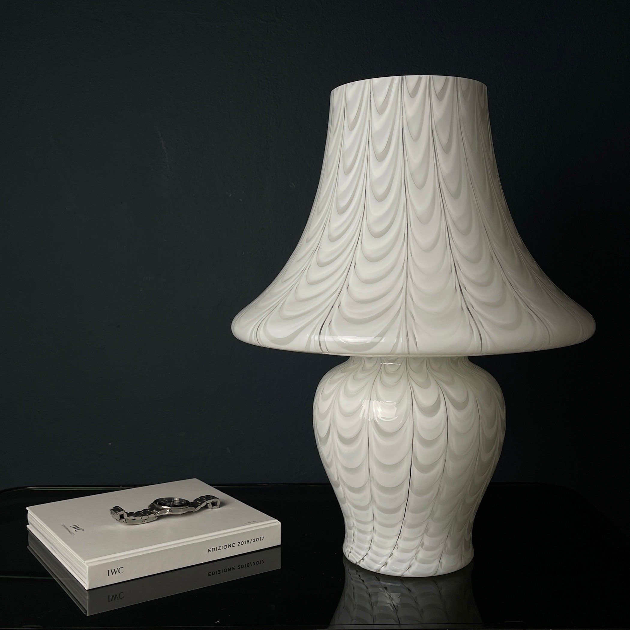 Large Classic white murano table lamp Mushroom Italy 1970s Italian Modern Retro home decor