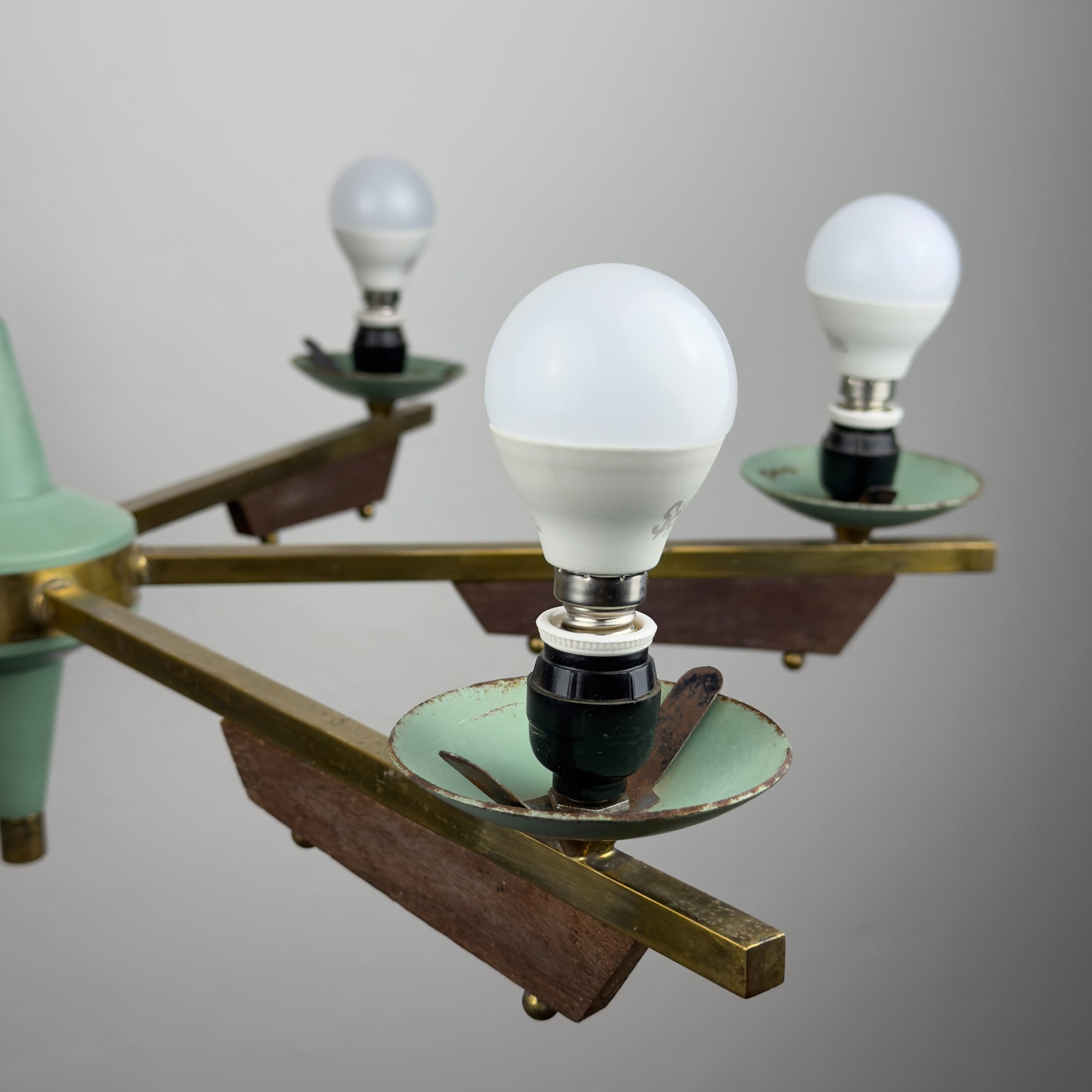 Mid-Century Stilnovo chandelier with teak and Murano Glass, Italy 1940-50s