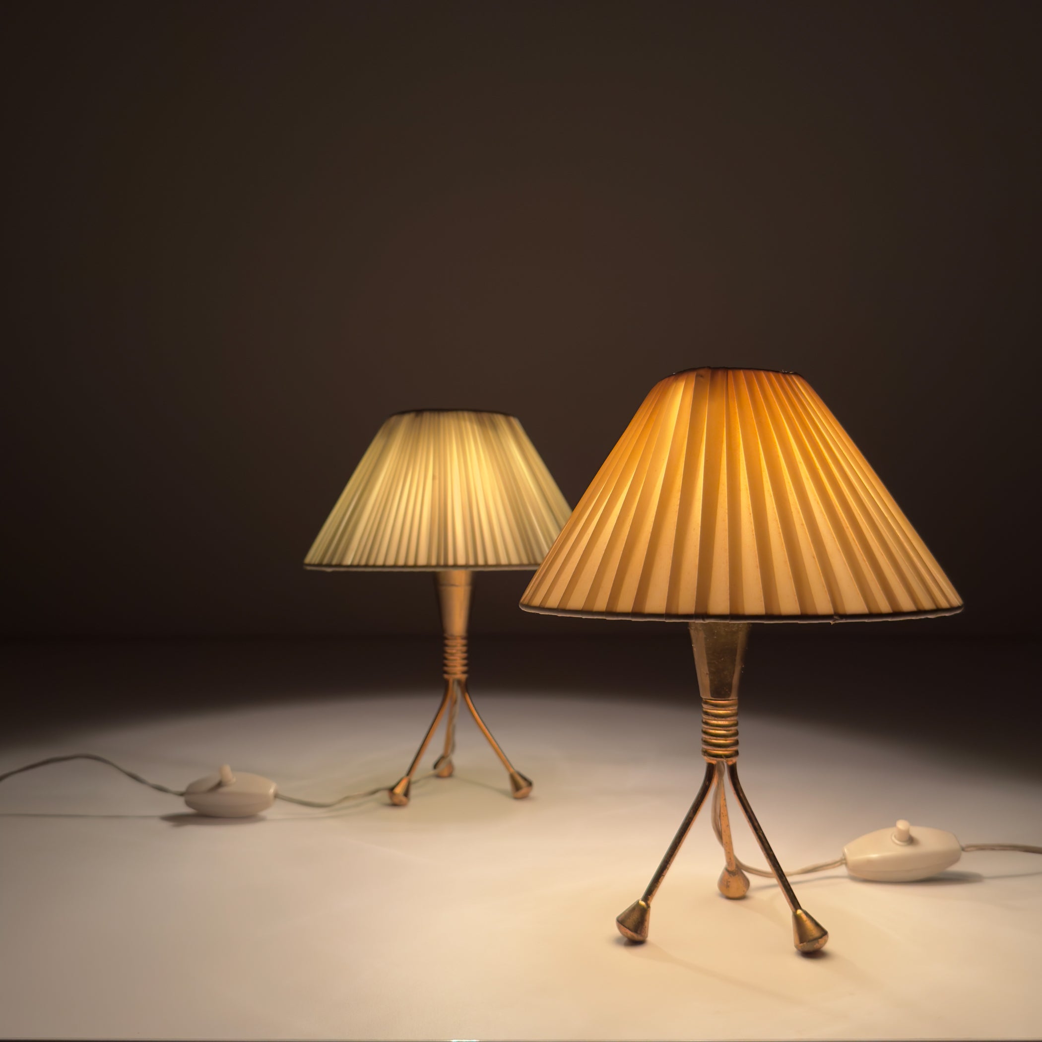 Vintage metal table lamp, Italy 1950s, Set of 2
