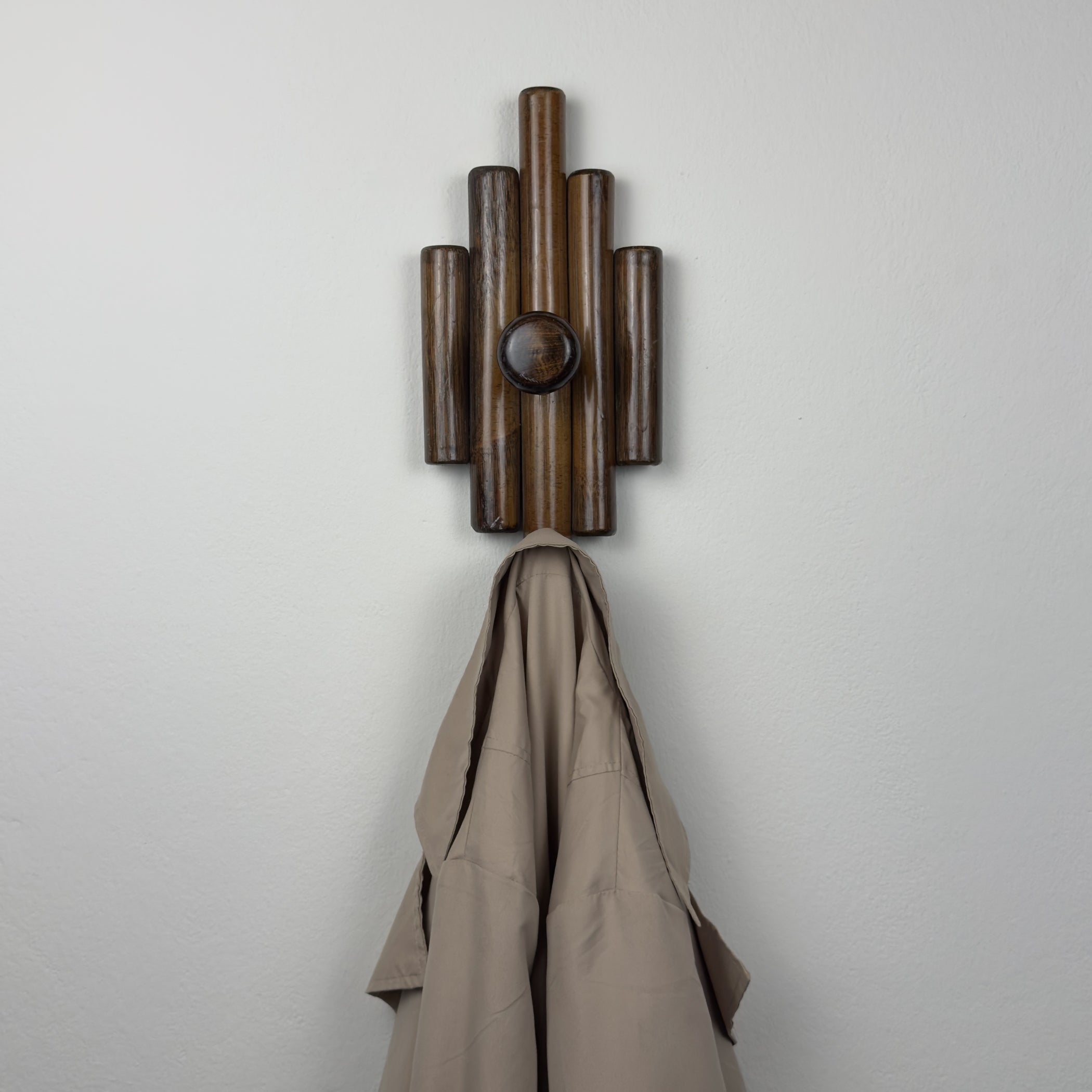 Vintage wooden hangers, Italy, 1970s, Set of 2