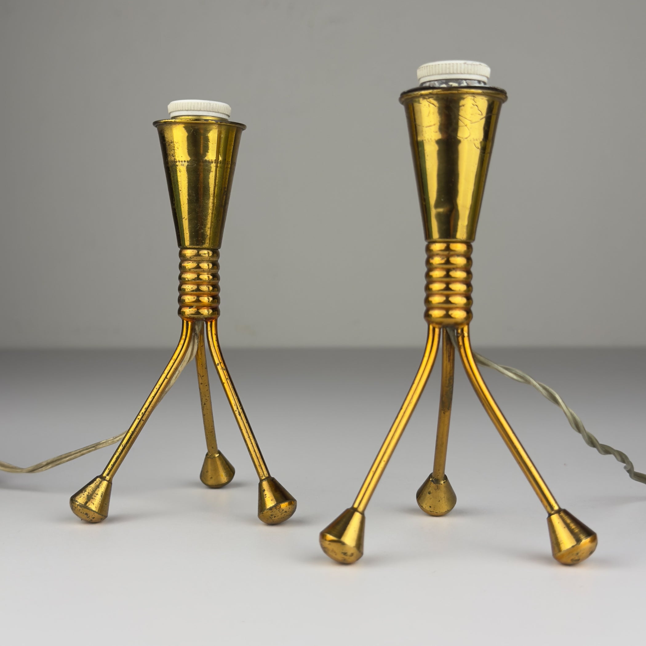 Vintage metal table lamp, Italy 1950s, Set of 2