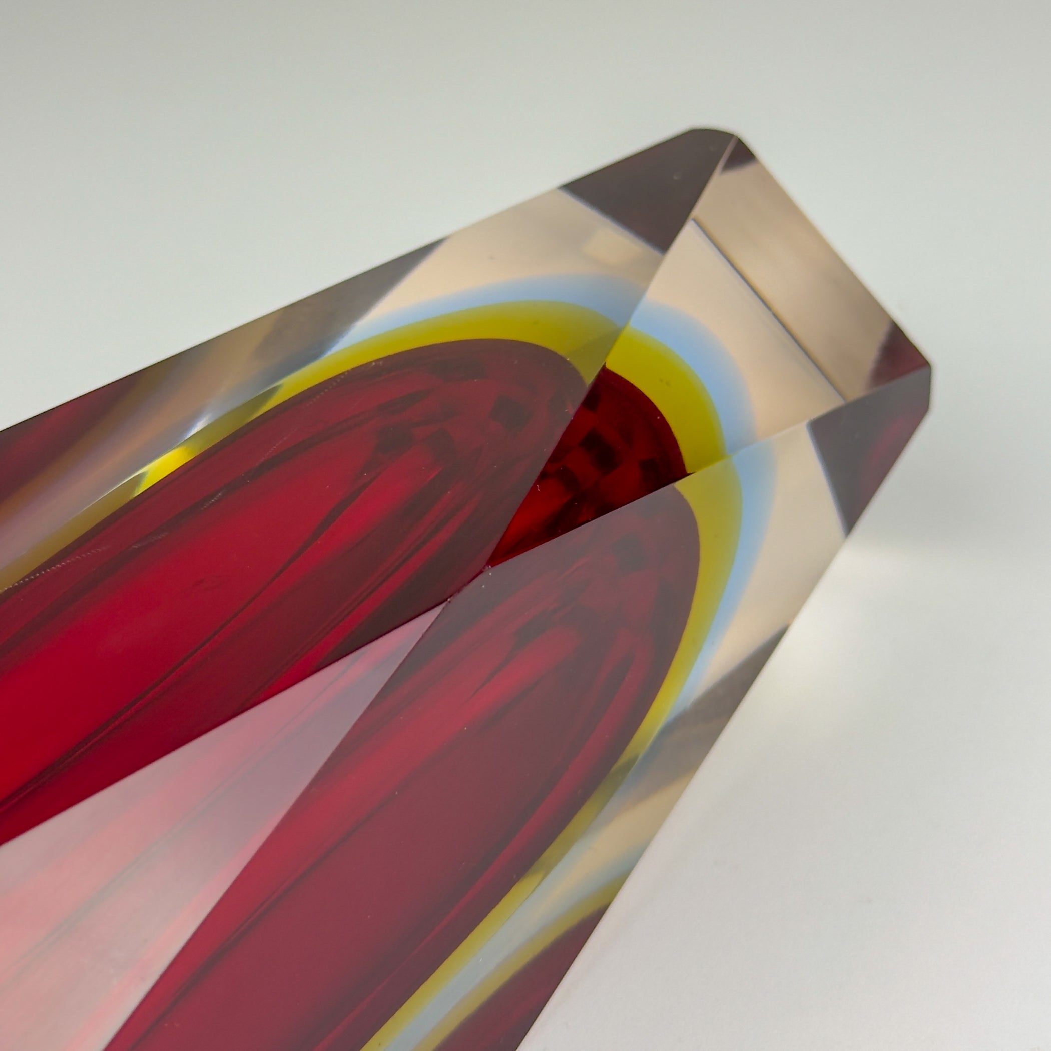 Sommerso red Murano glass vase, style Flavio Poli, Italy 1970s