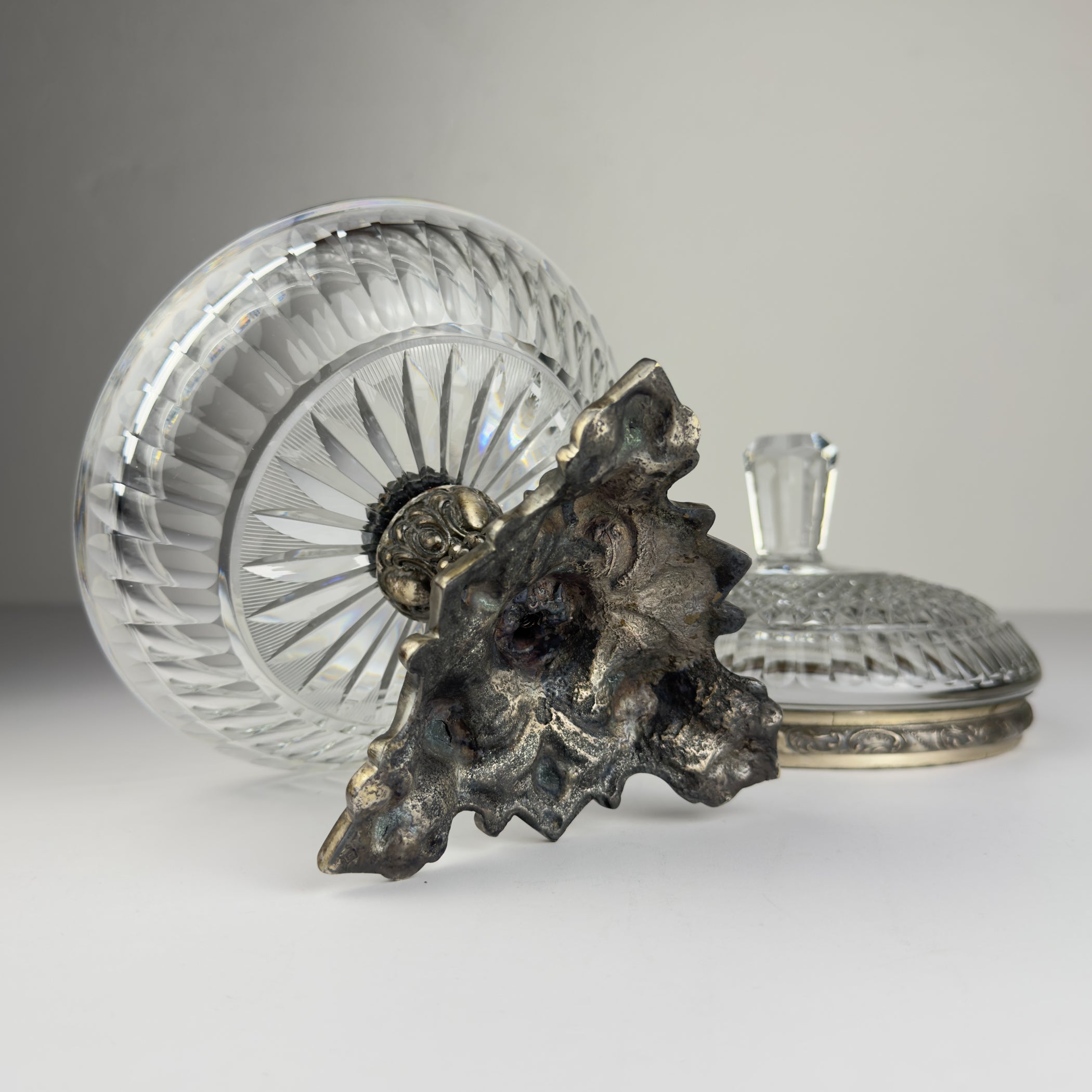 Antique glass bowl with bronze base, Italy 1920s