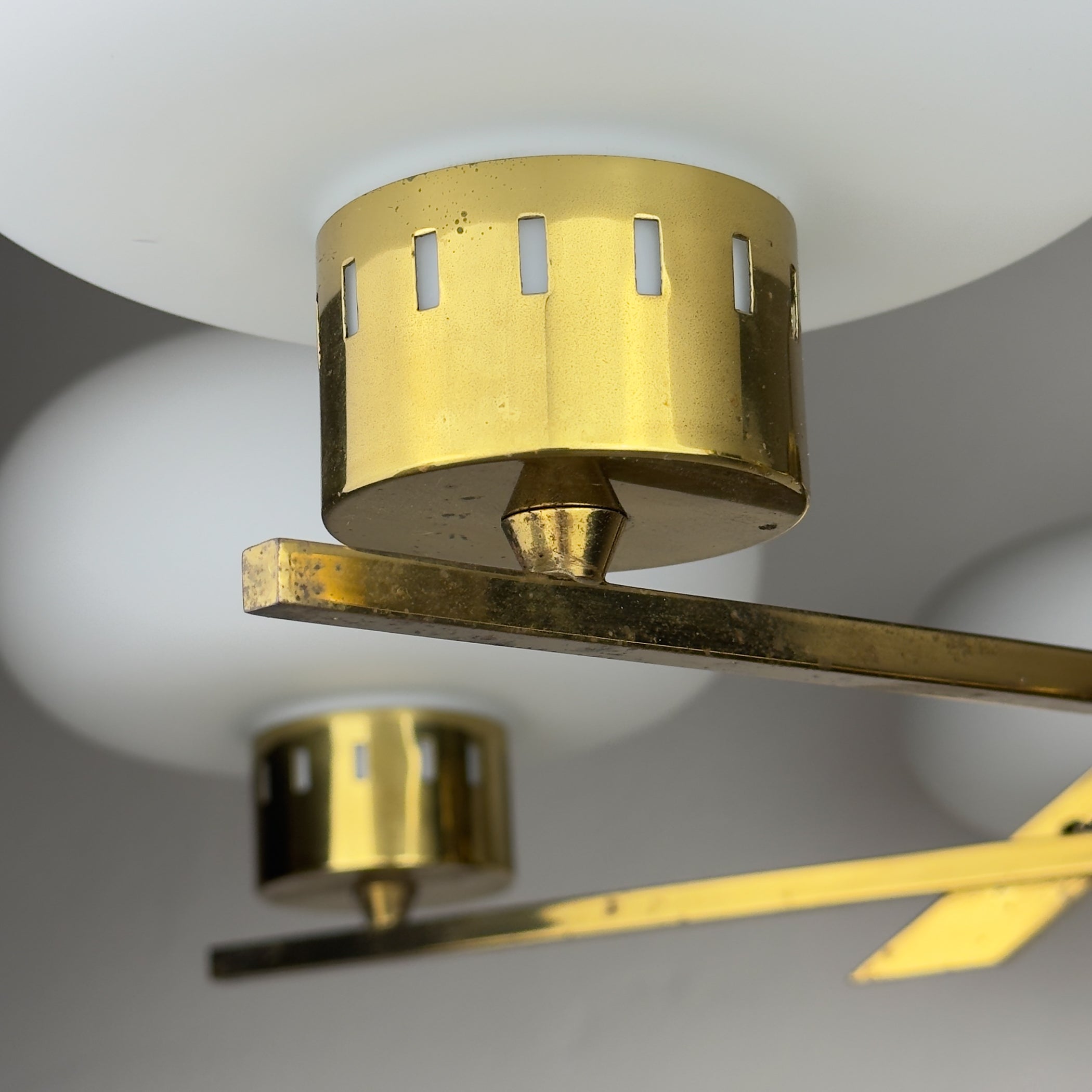 Mid-Century Stilnovo Chandelier with Brass and Opaline Glass, Italy 1970s