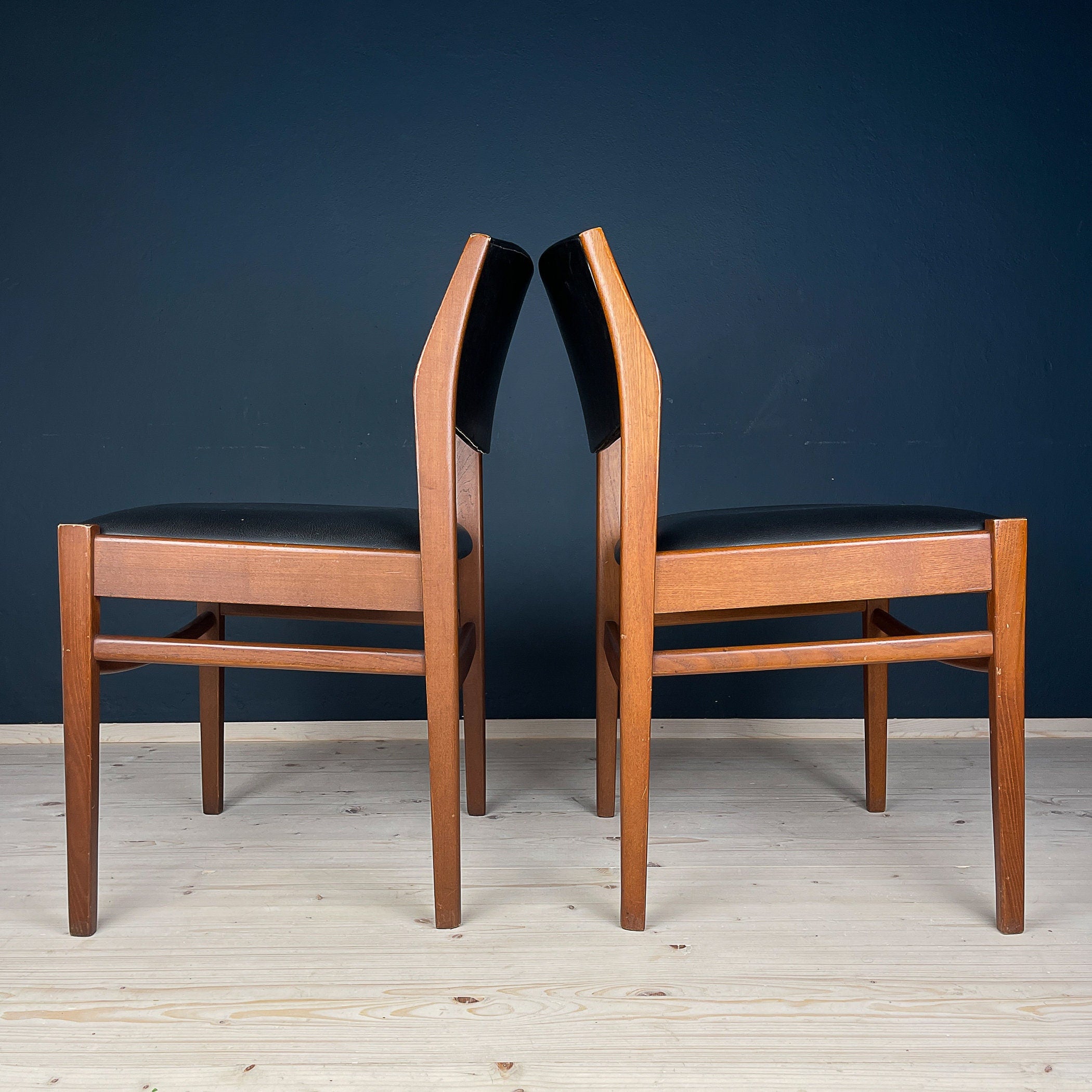 Mid-century dining chairs, Italy 1970s, Set of 2, Vintage home decor