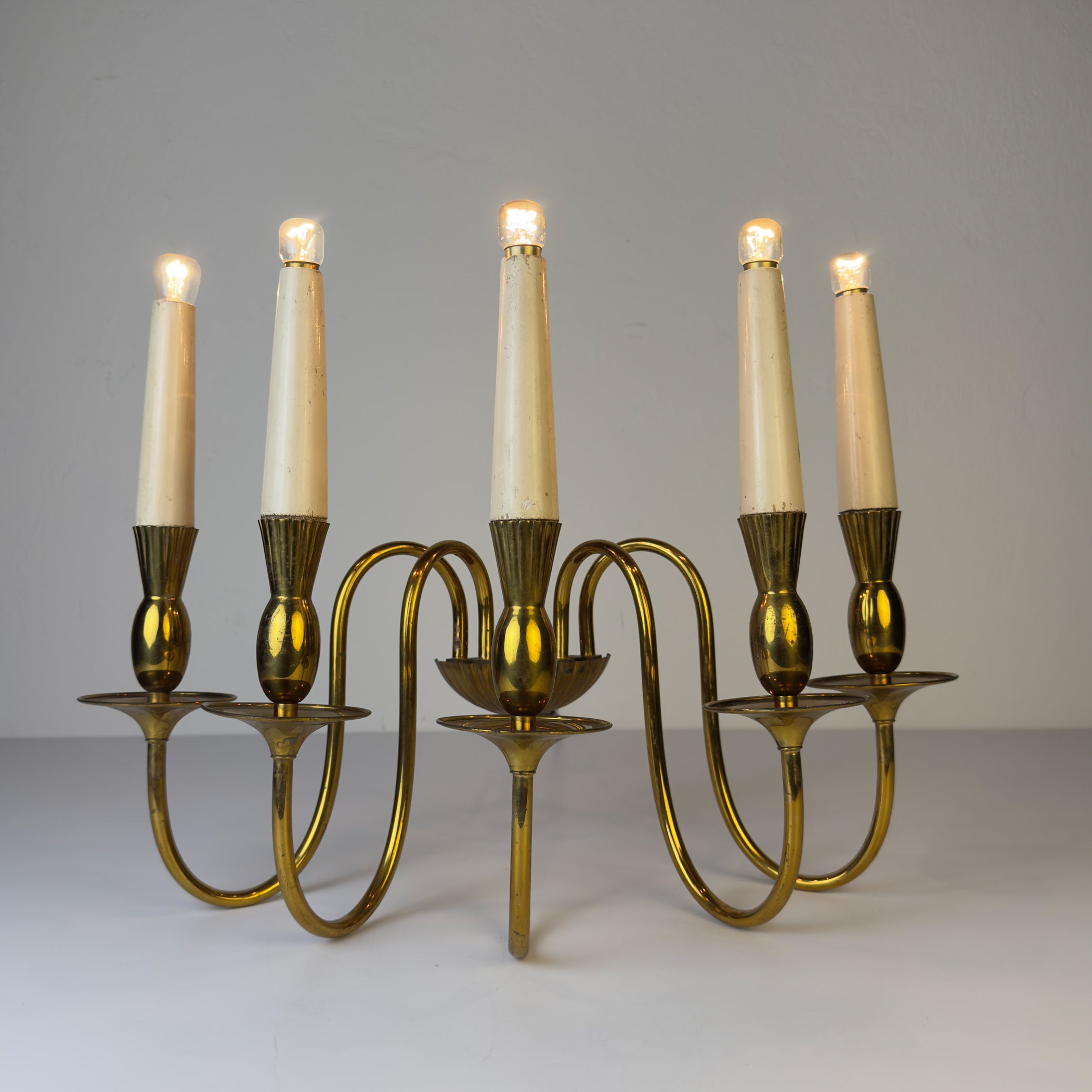 Vintage brass wall lamp by Stilnovo, Italy, 1950s