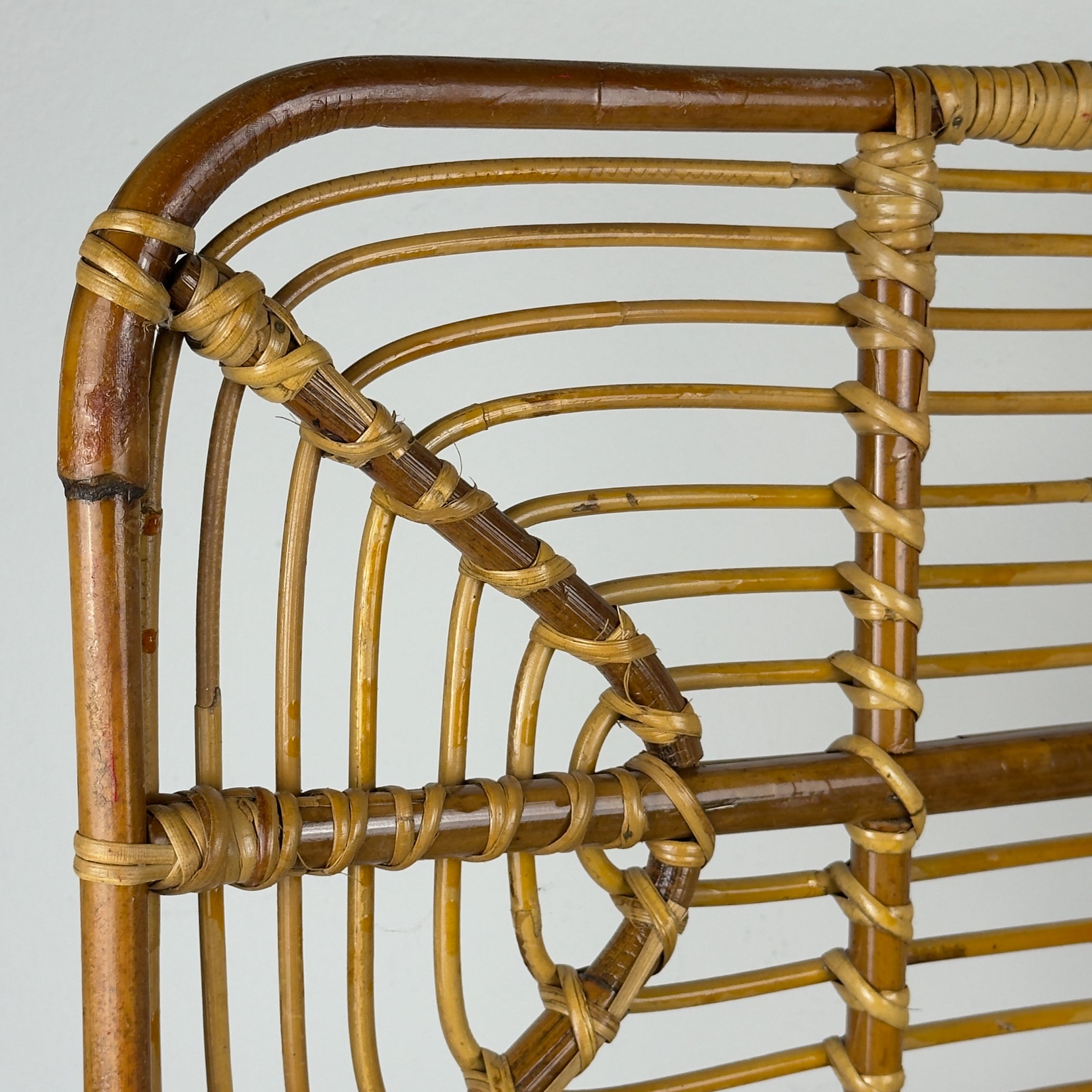 Vintage rattan basket, Italy 1960s