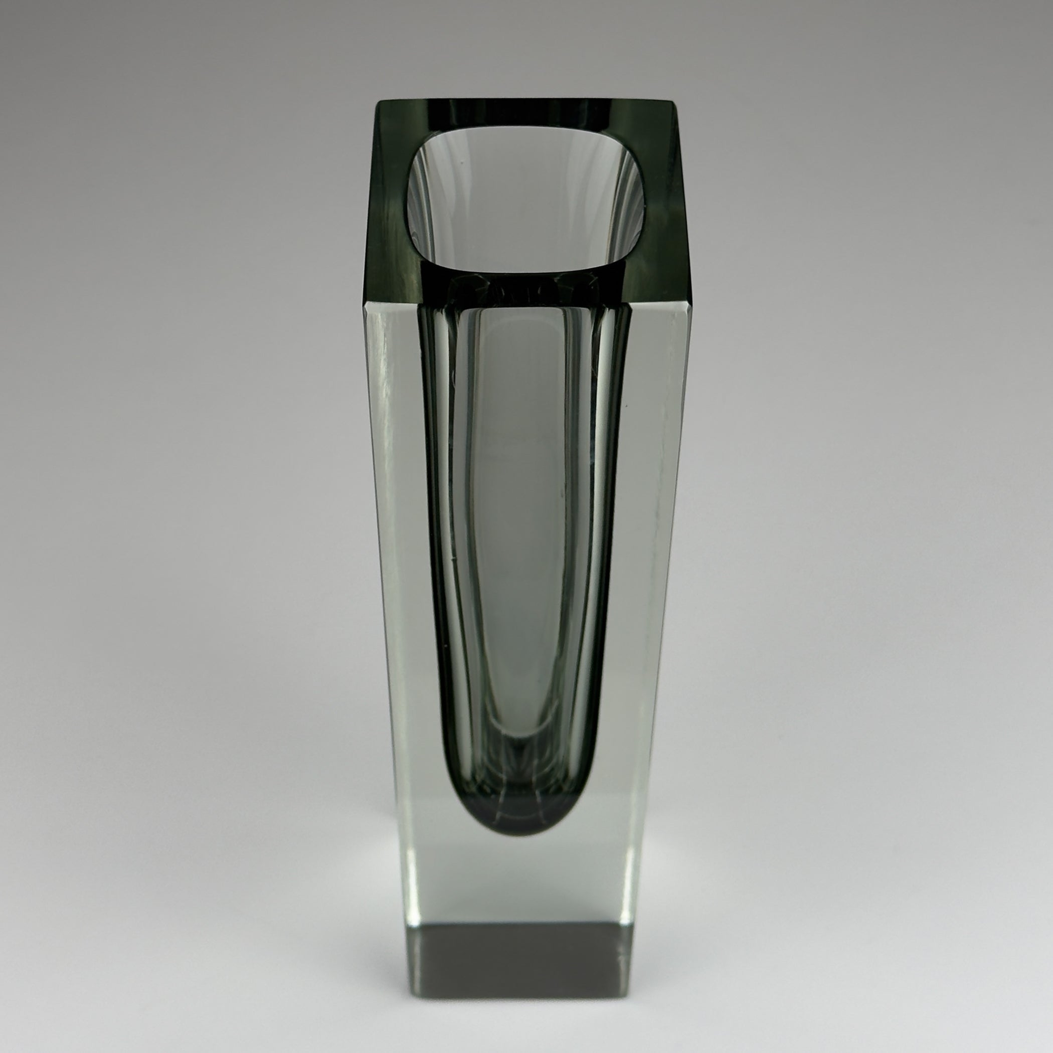 Sommerso gray Murano glass vase, style Flavio Poli, Italy 1970s