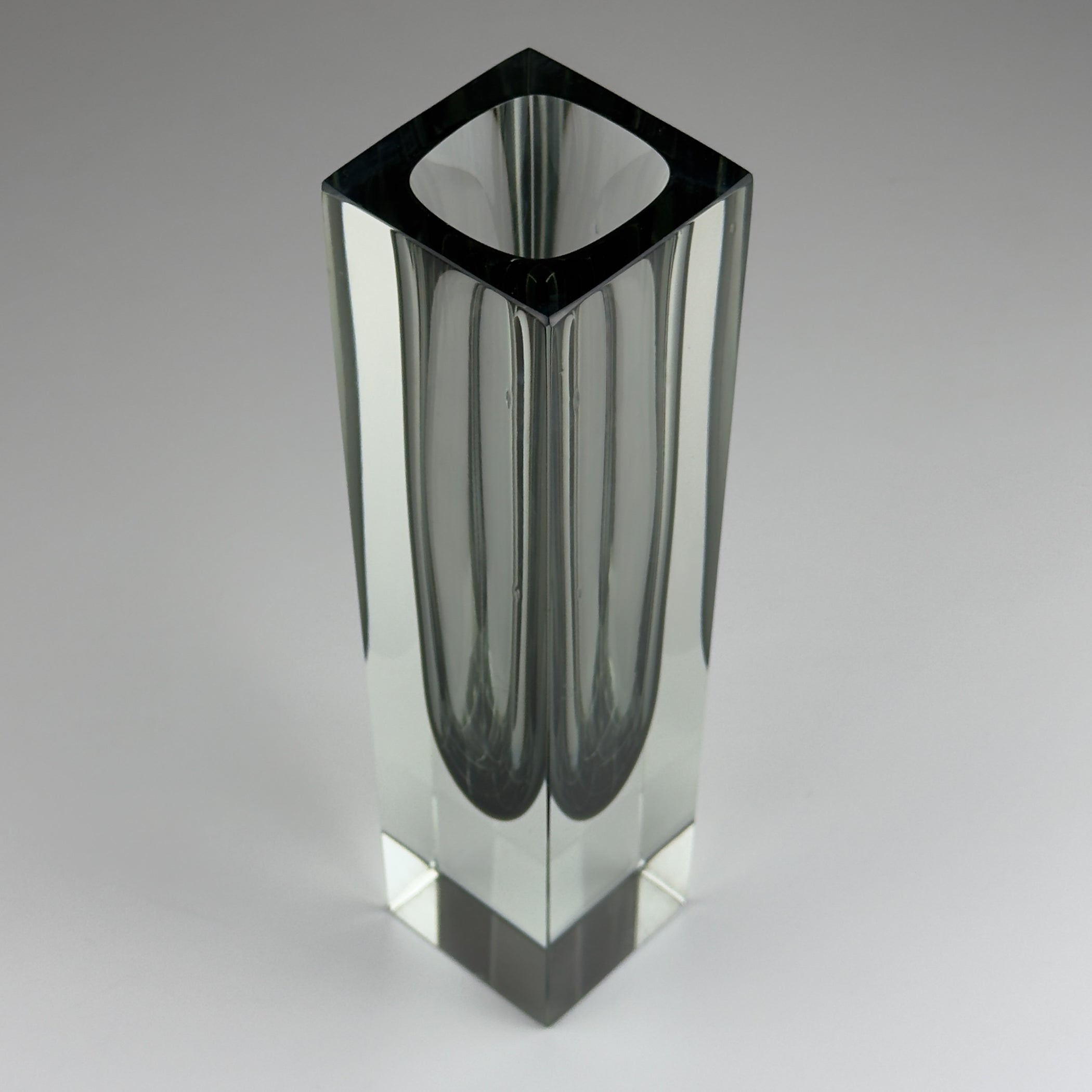 Sommerso gray Murano glass vase, style Flavio Poli, Italy 1970s
