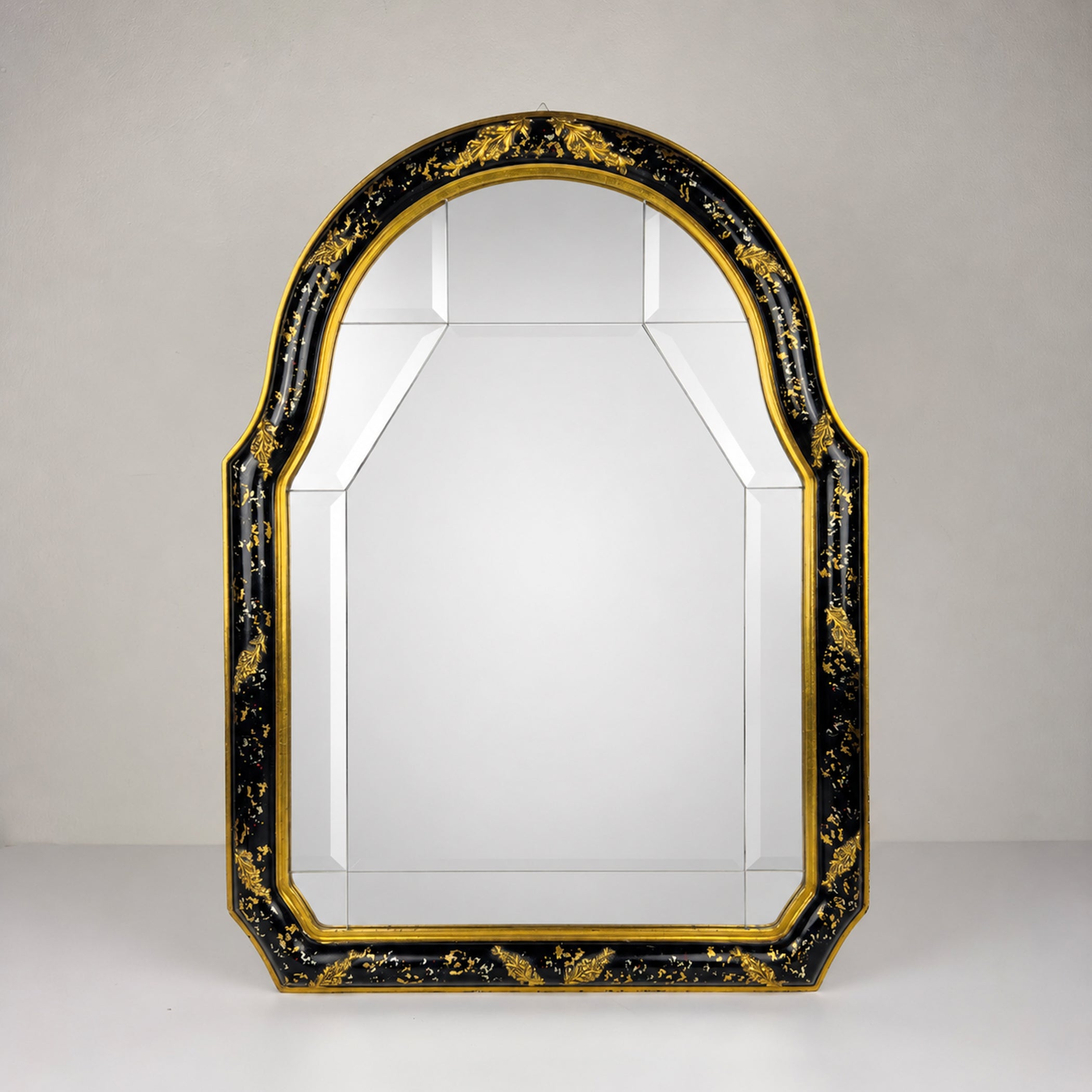 Vintage Venetian Chinoiserie Wall Mirror, Italy 1950s, Black and Gold Painted