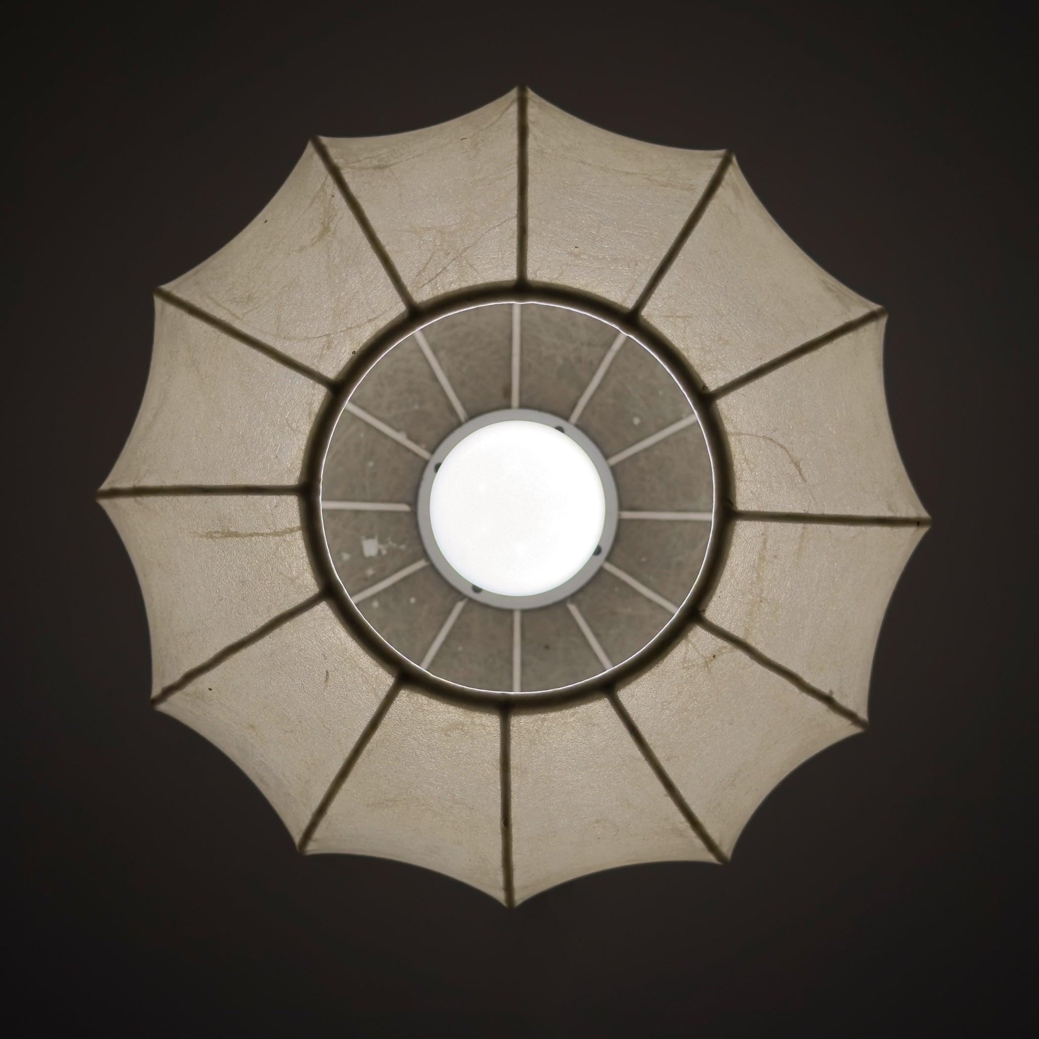 Mid-century table lamp Cocoon, Italy 1960s