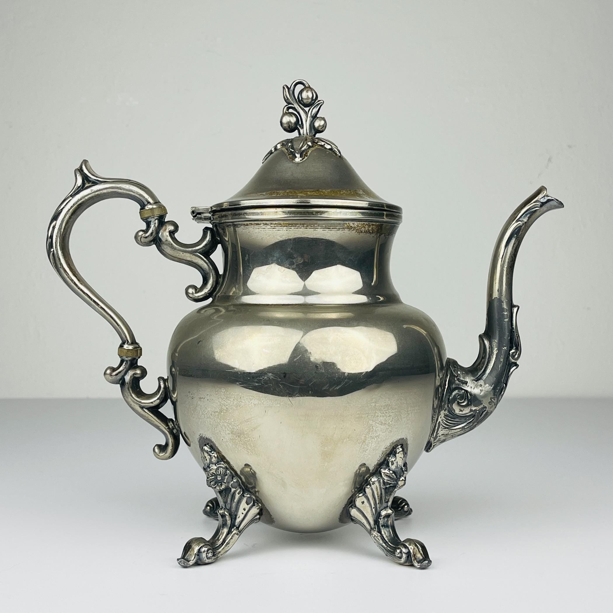 Antique silver on copper teapot by Theodore B. Starr, USA, end of the 19th century