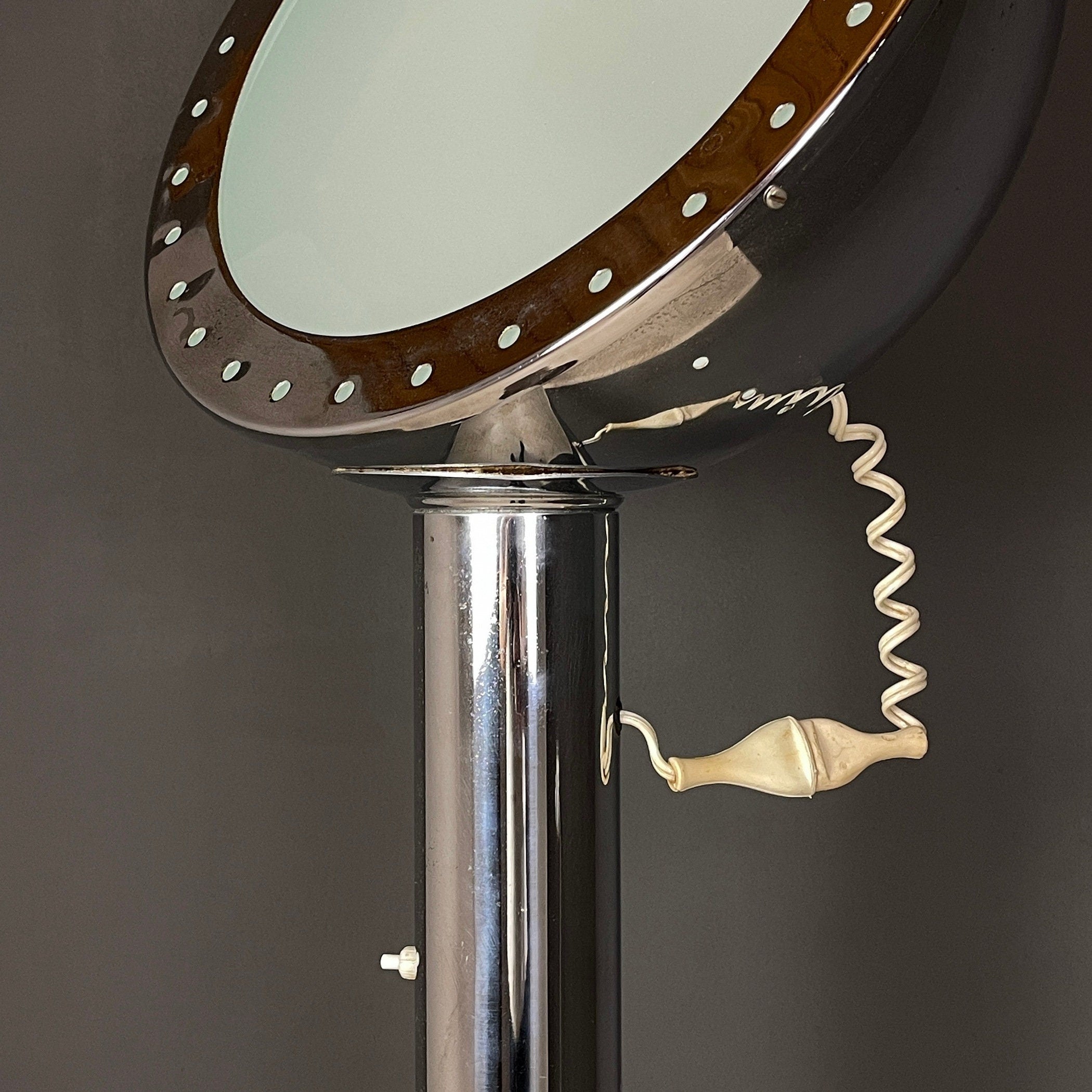 Metal floor lamp with magnet by Goffredo Reggiani Italy 1960s