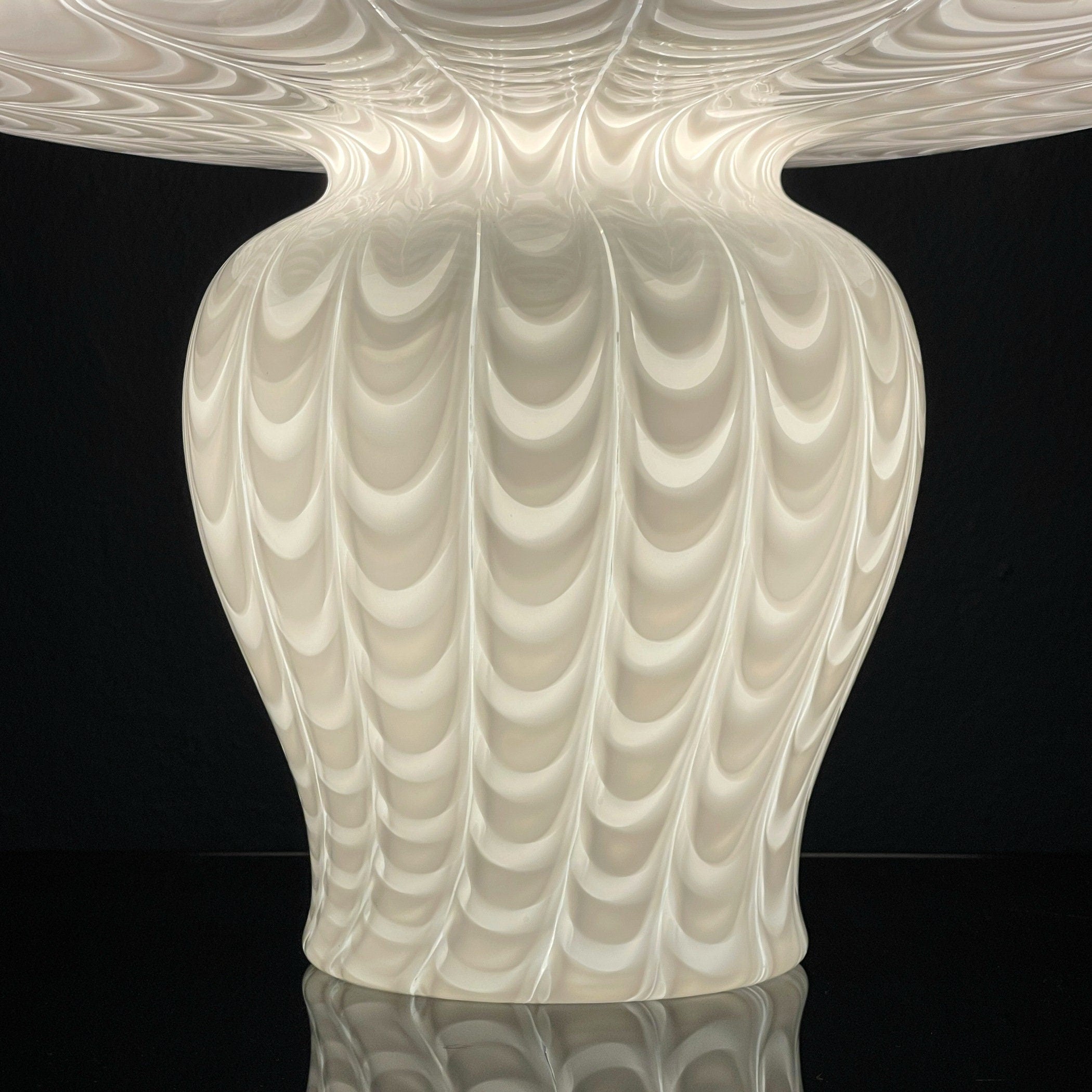 Large Classic white murano table lamp Mushroom Italy 1970s Italian Modern Retro home decor