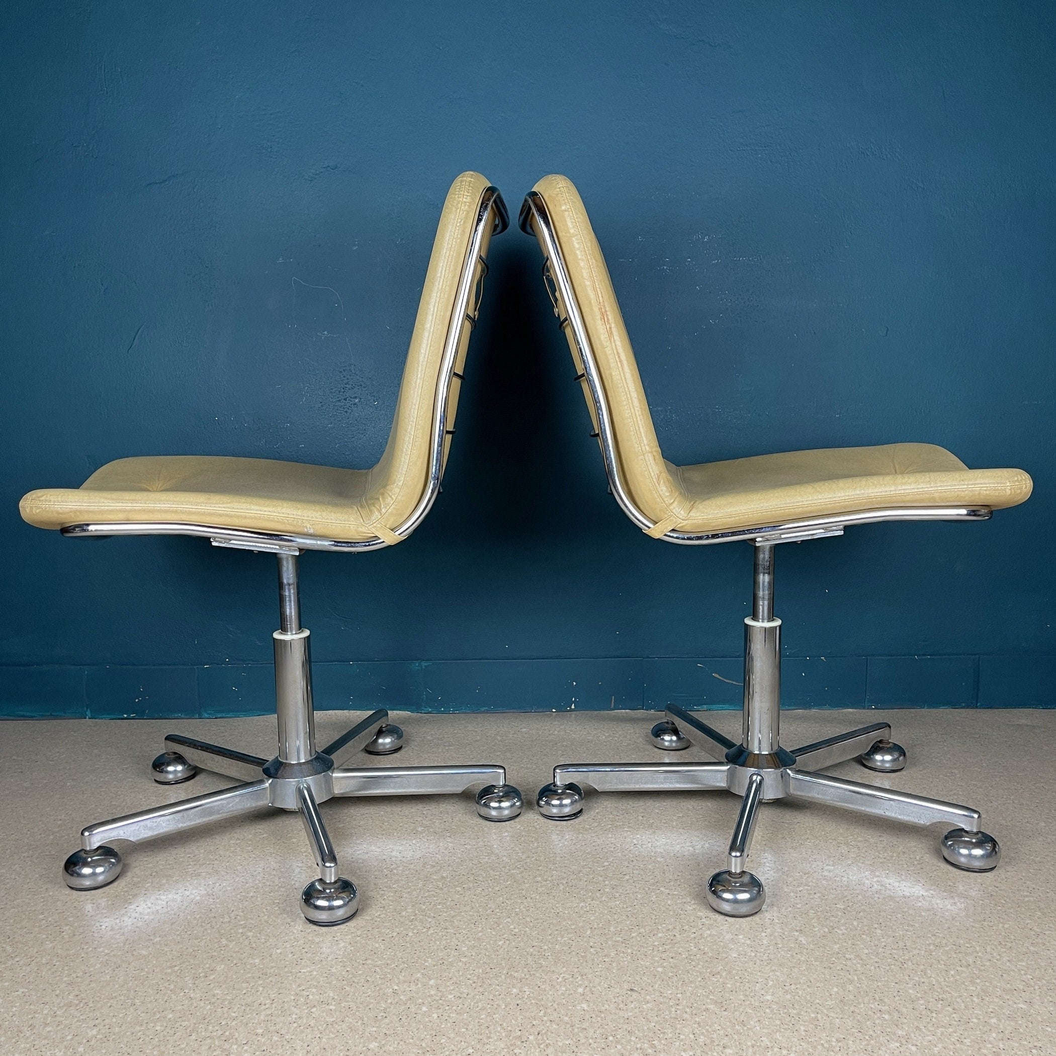 Vintage Italian Desk Chairs - 1970s Mid-Century Modern Style - Set of 2