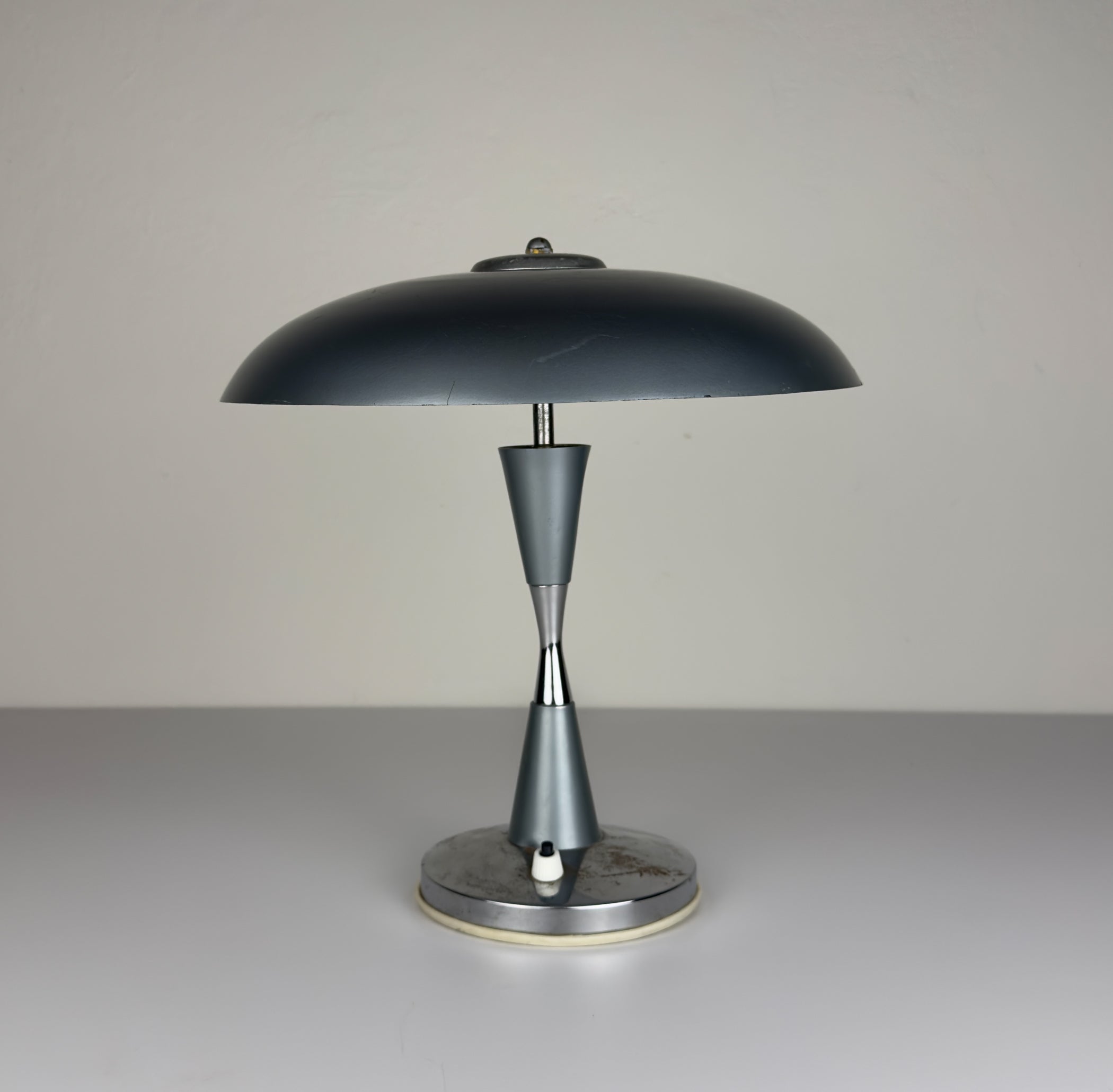 Grey industrial metal desk lamp Italy, 1960s