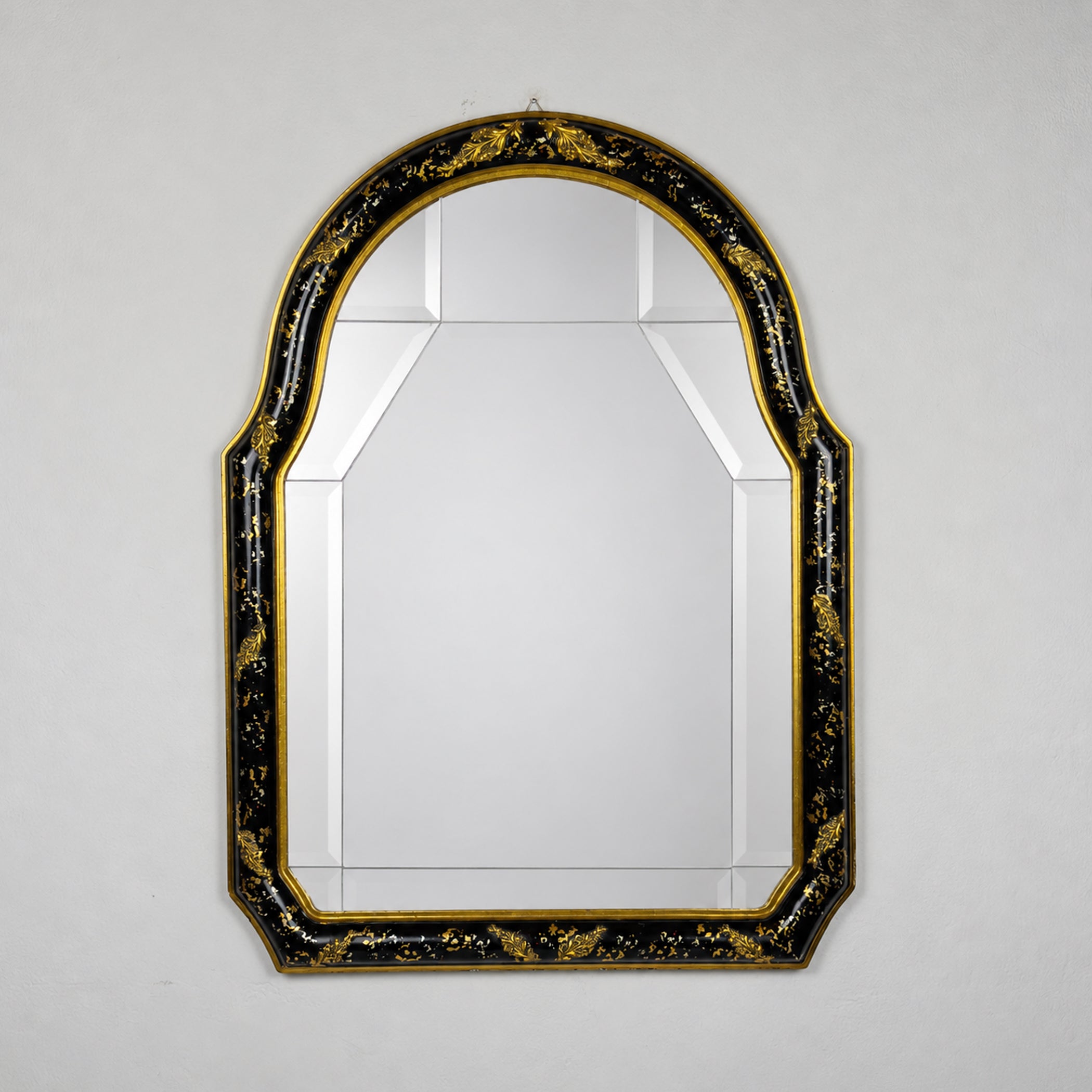 Vintage Venetian Chinoiserie Wall Mirror, Italy 1950s, Black and Gold Painted