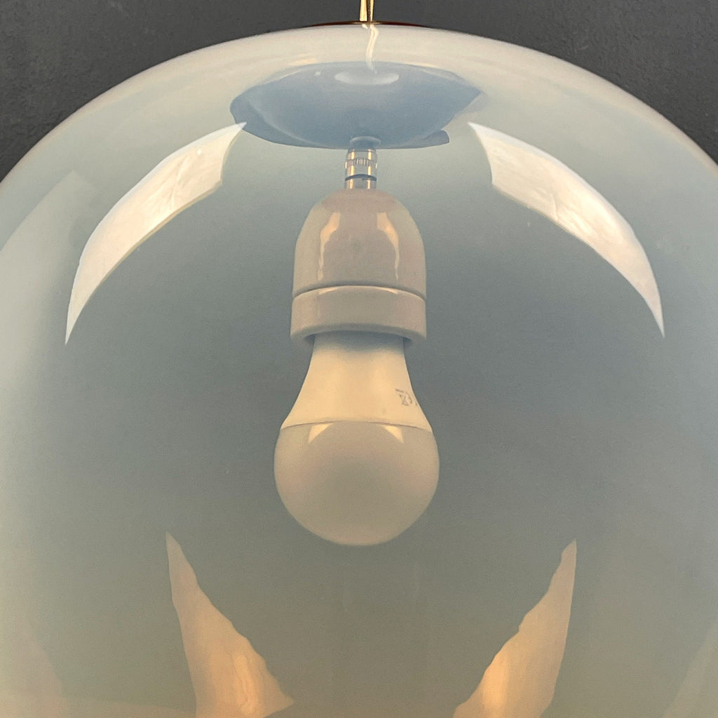 Murano pendant lamp Egg by Leucos, Italy 1960s Mid-century italian modern lighting