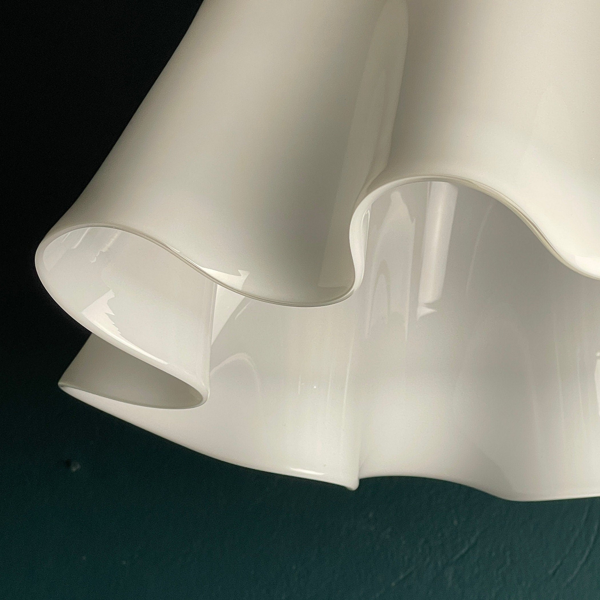 Vintage Fazzoletto Murano Glass Pendant Lamp: Mid-Century Italian Lighting