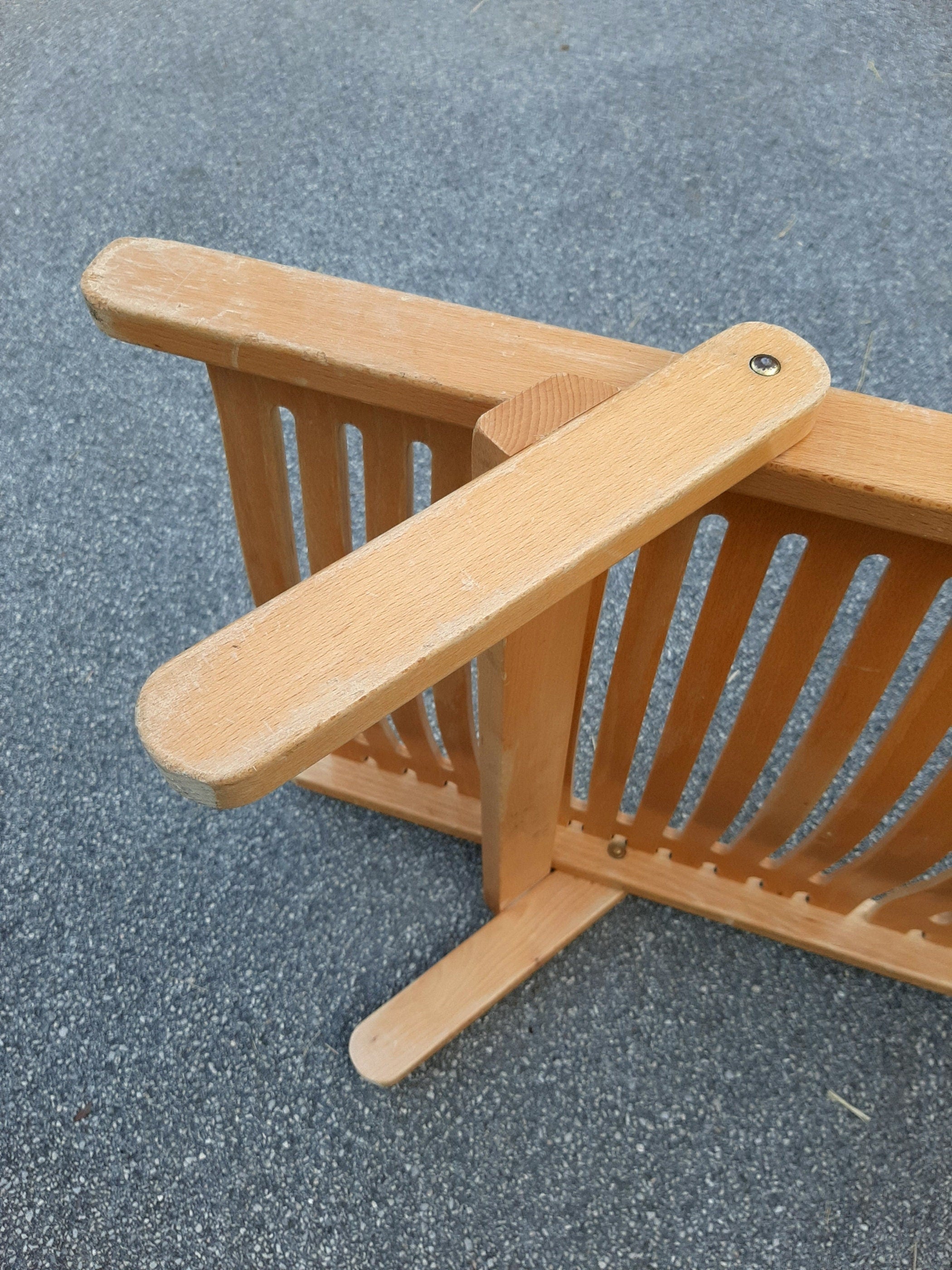 Vintage Rex Kralj Wood Daybed: Scandinavian Style Kids Bed