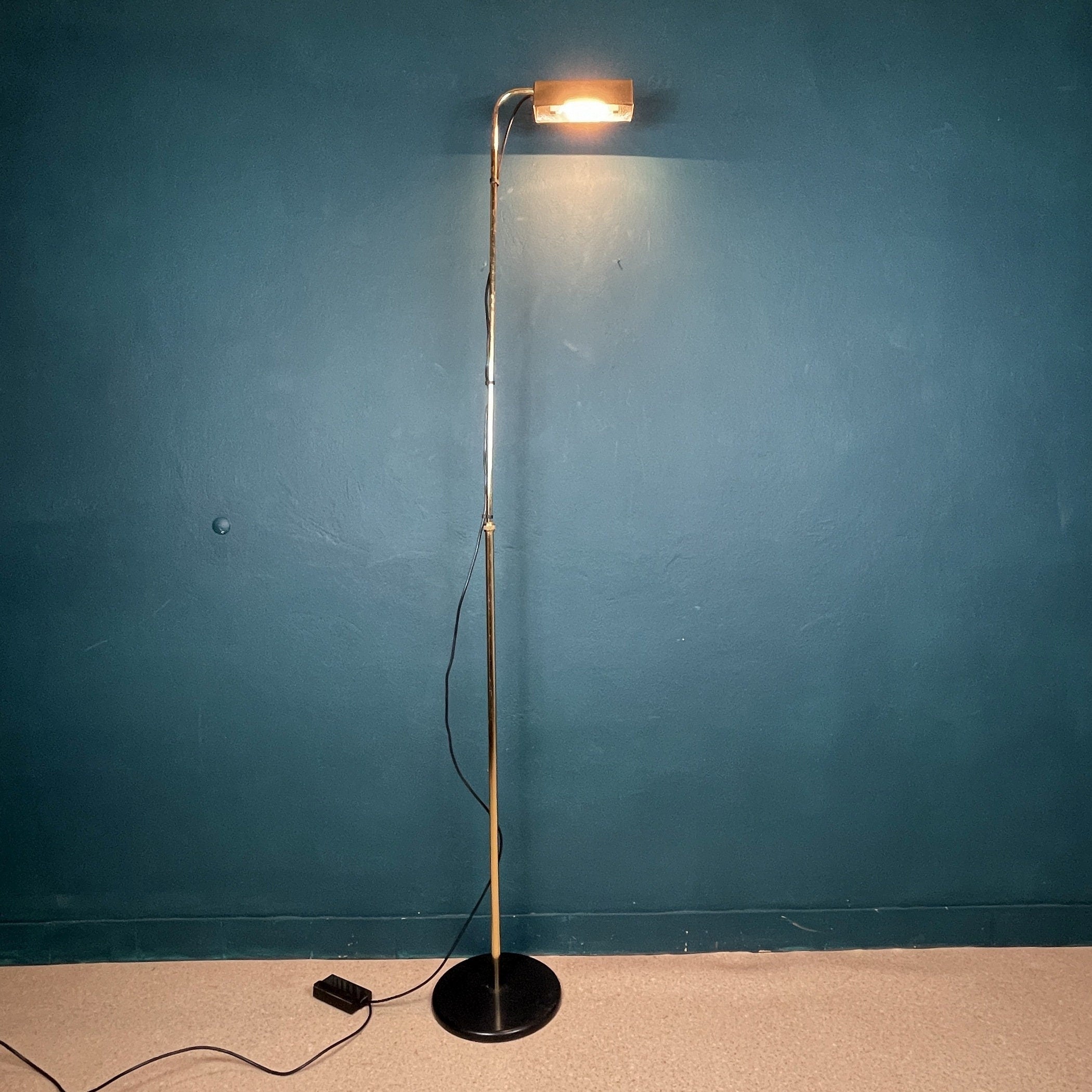 1970s Relux Milano Brass Floor Lamp: Mid-Century Modern Italian Lighting