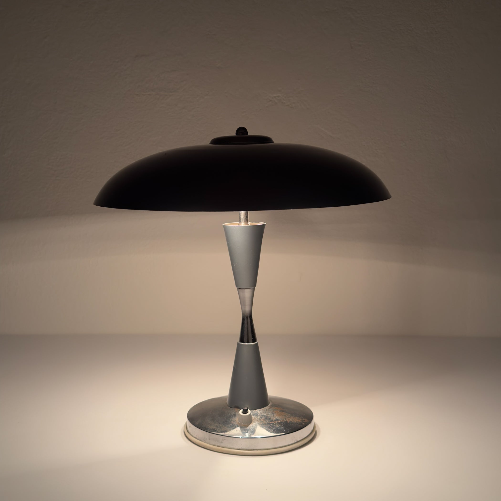 Grey industrial metal desk lamp Italy, 1960s