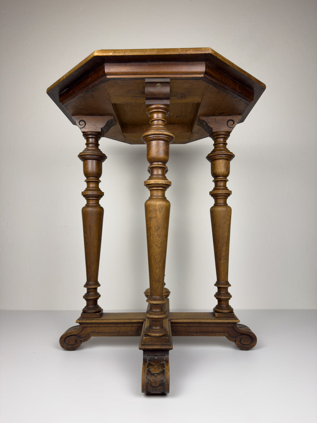 Vintage wooden side table, Italy 1950s