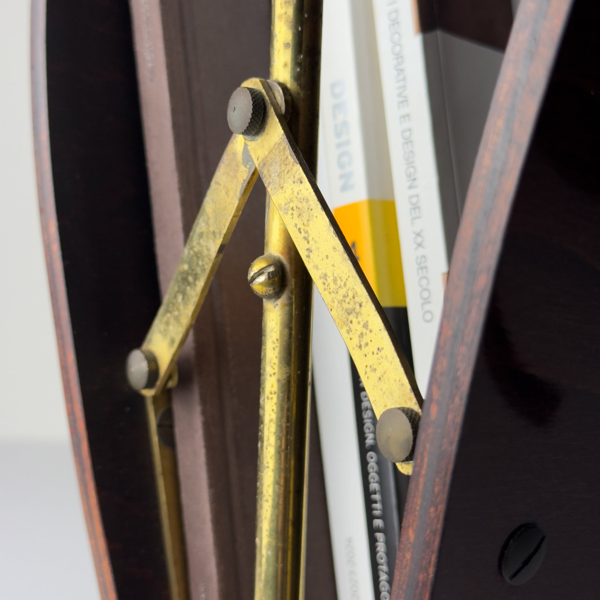 Vintage magazine rack, Italy 1950s