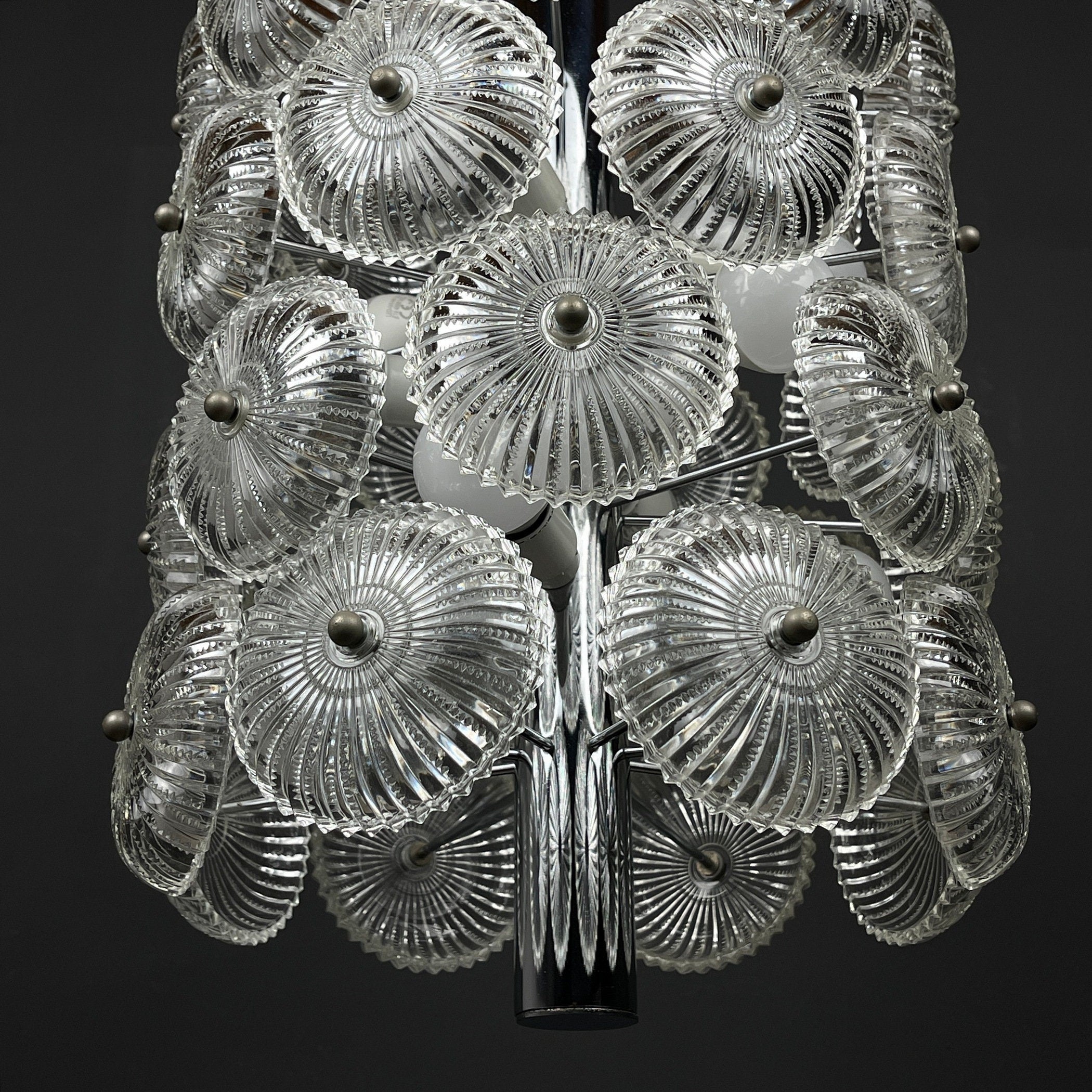 Vintage crystal chandelier Dandelion Italy 1960s mid-century modern italian lighting