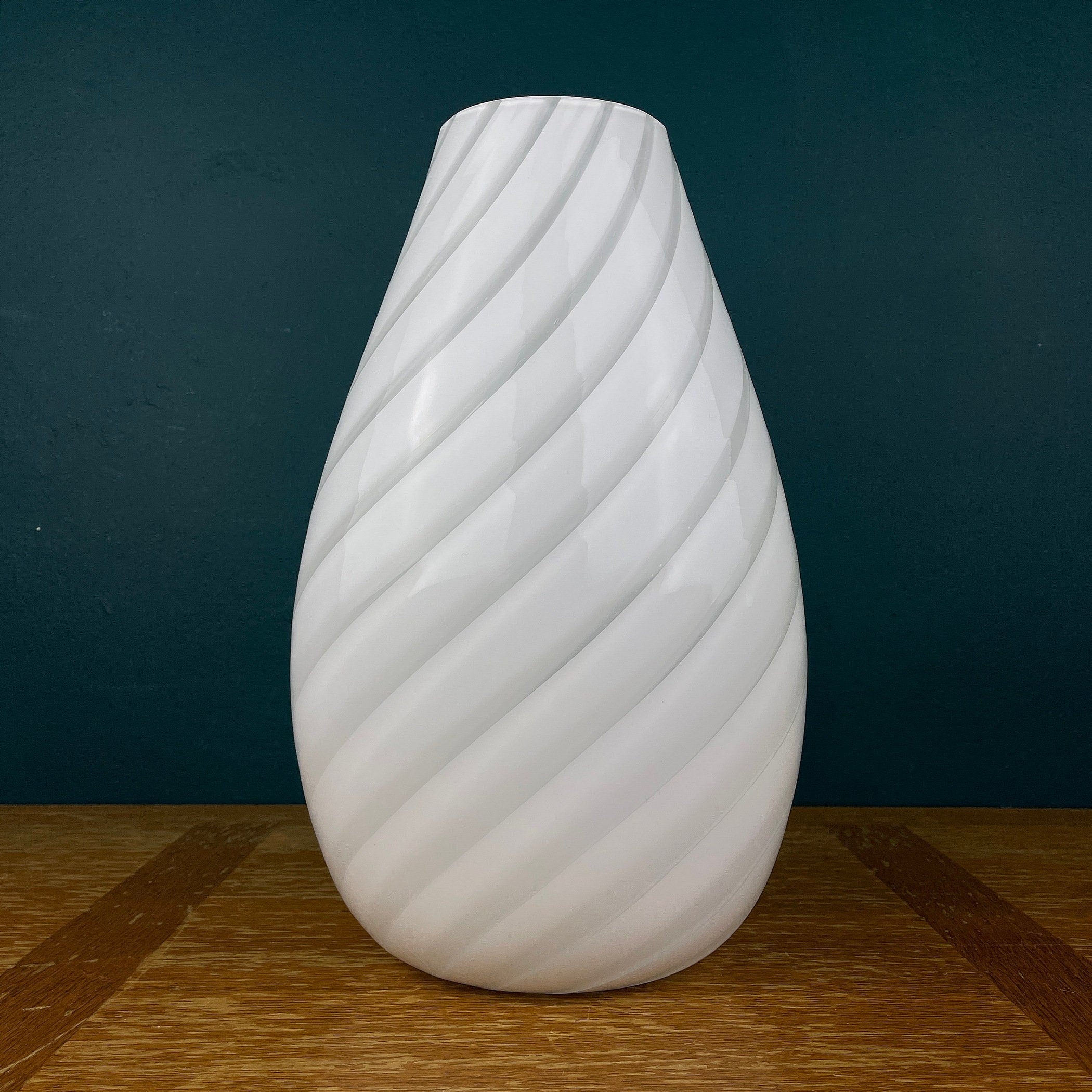Vintage White Swirl Murano Glass Vase - 1980s Italian Art Decor