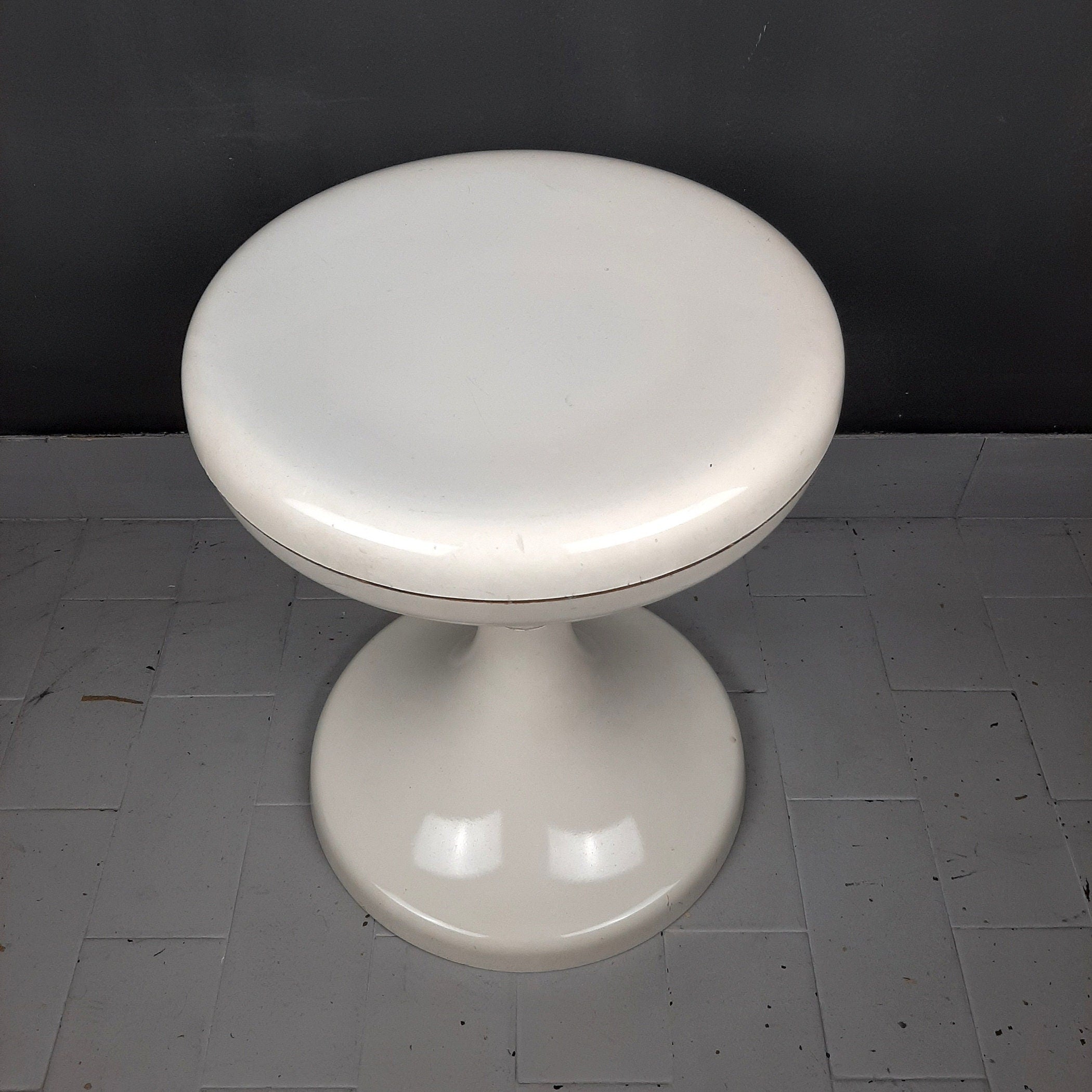 Vintage White Plastic Mushroom Stool - Mid-Century Modern Meblo Yugoslavia