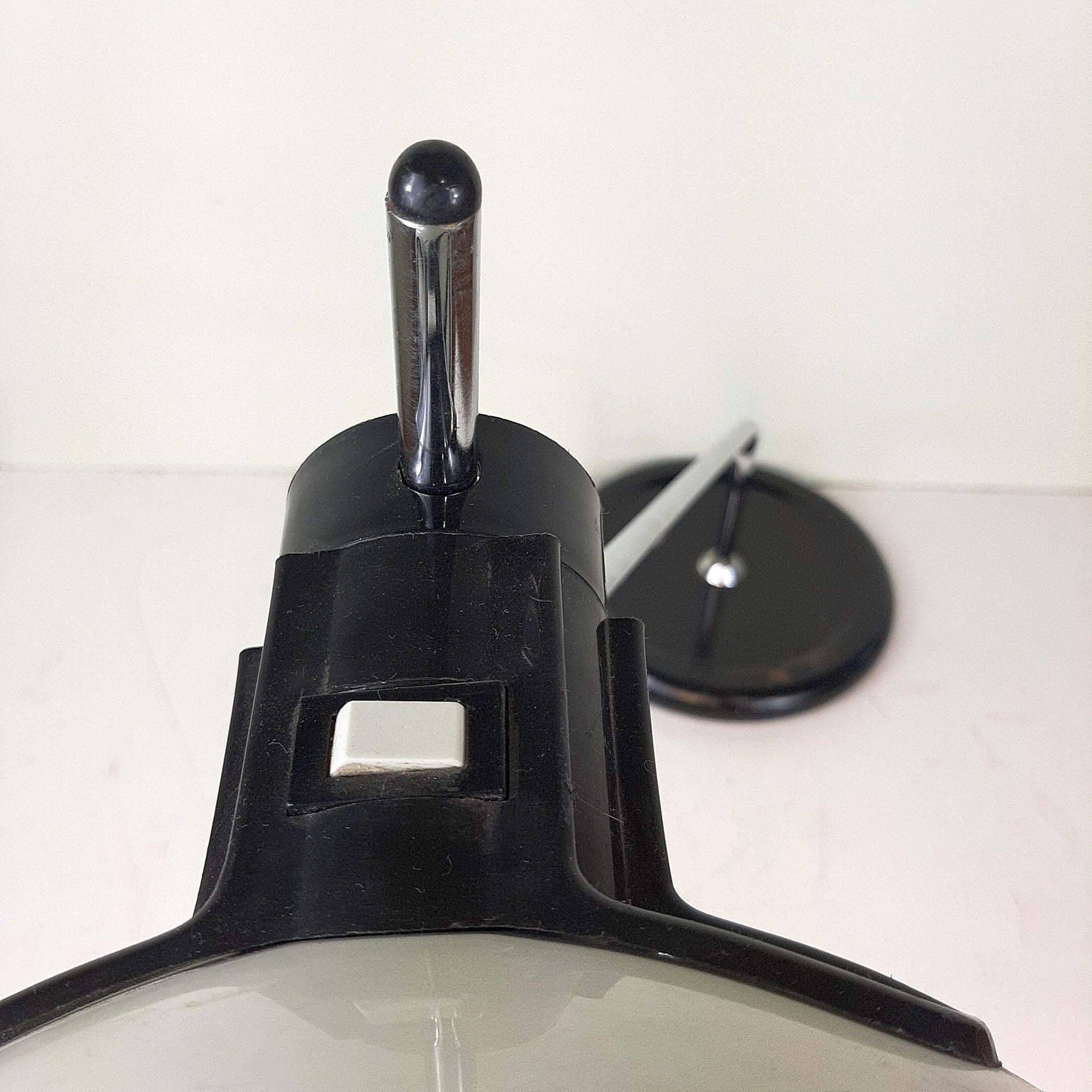 Mid Century Modern Desk Lamp: Libellula by Guzzini, 1972
