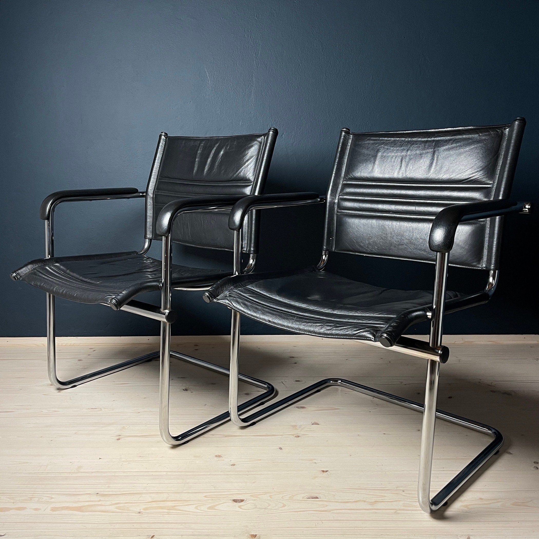 Mid-Century Bauhaus Cantilever Chair Set: Stol Kamnik, Mart Stam Design